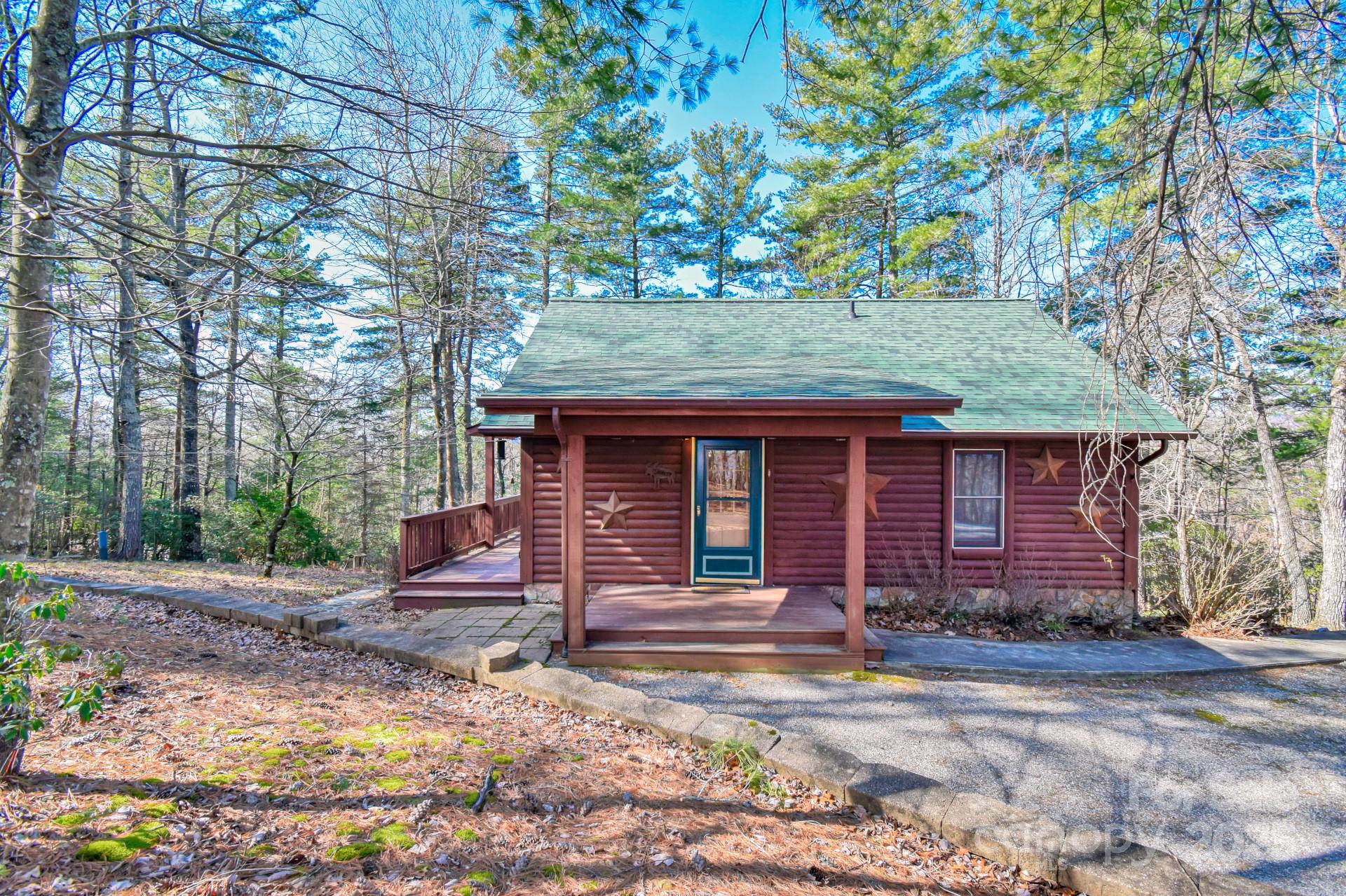 218 Doe Run Property Photo