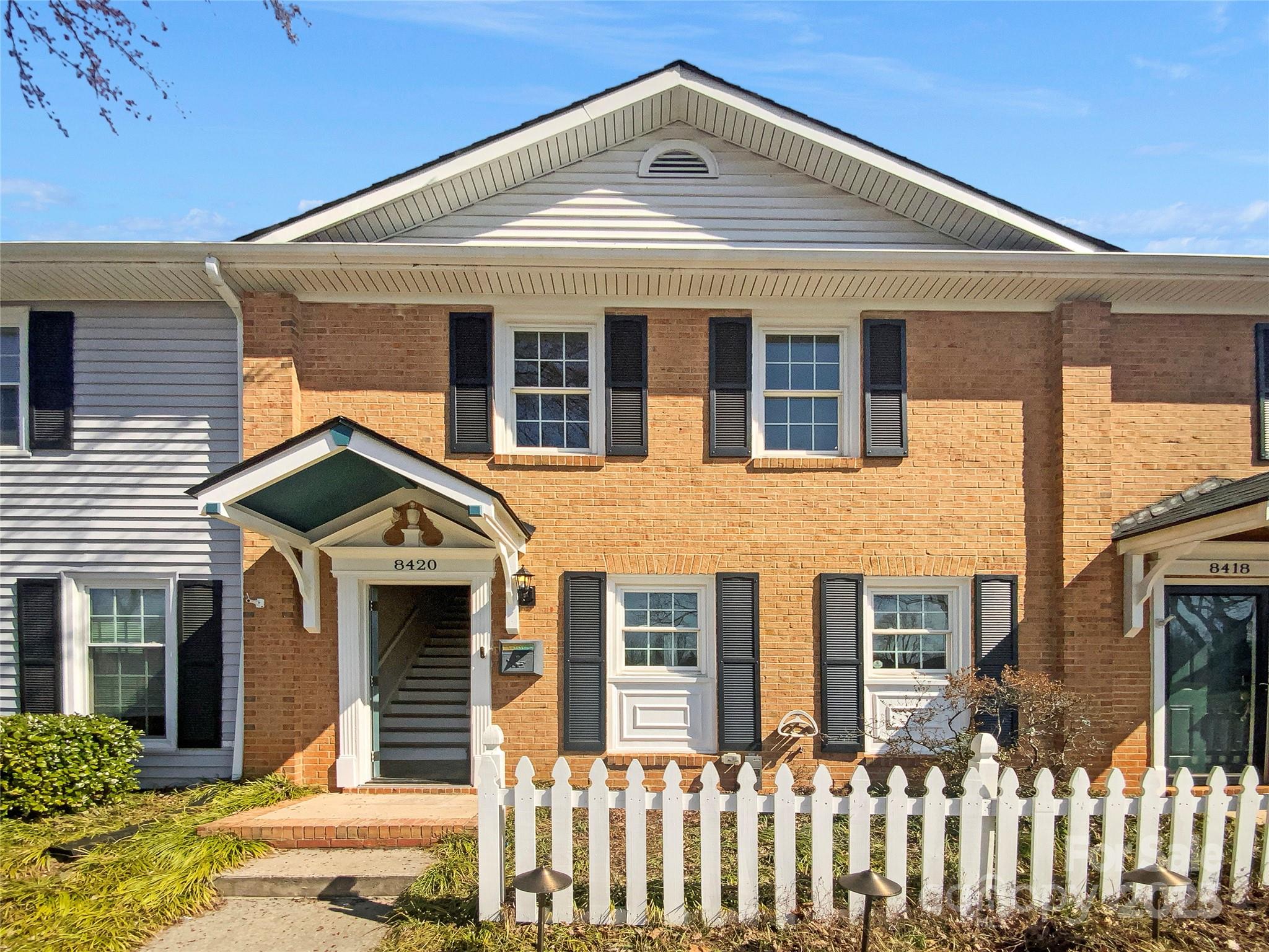 8420 Knights Bridge Road Property Photo