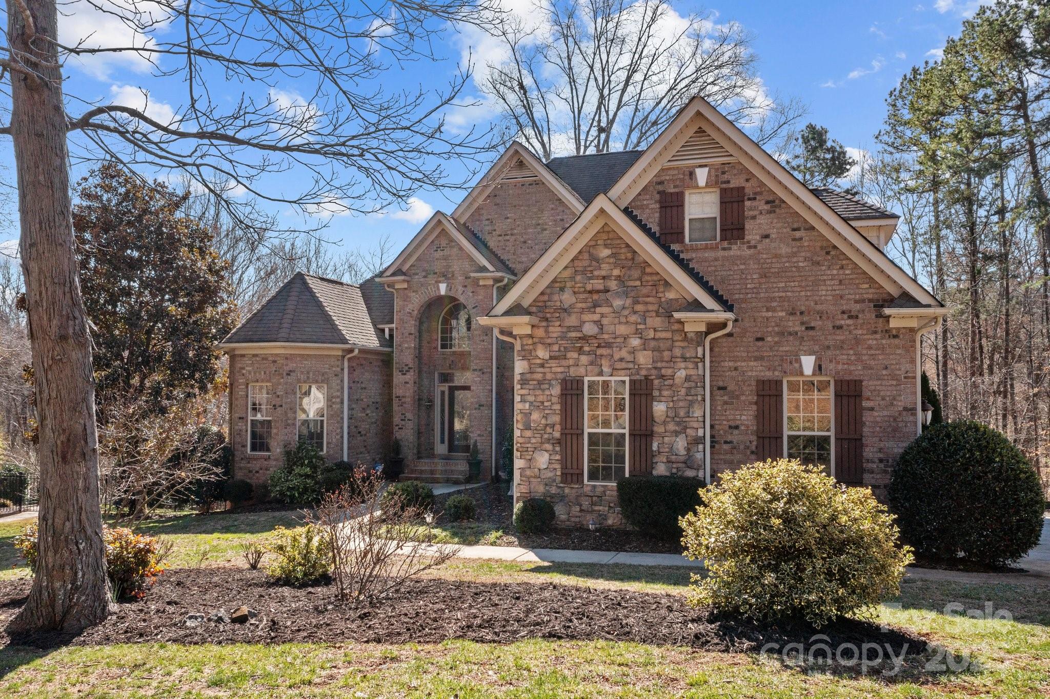 170 Anniston Way Property Photo