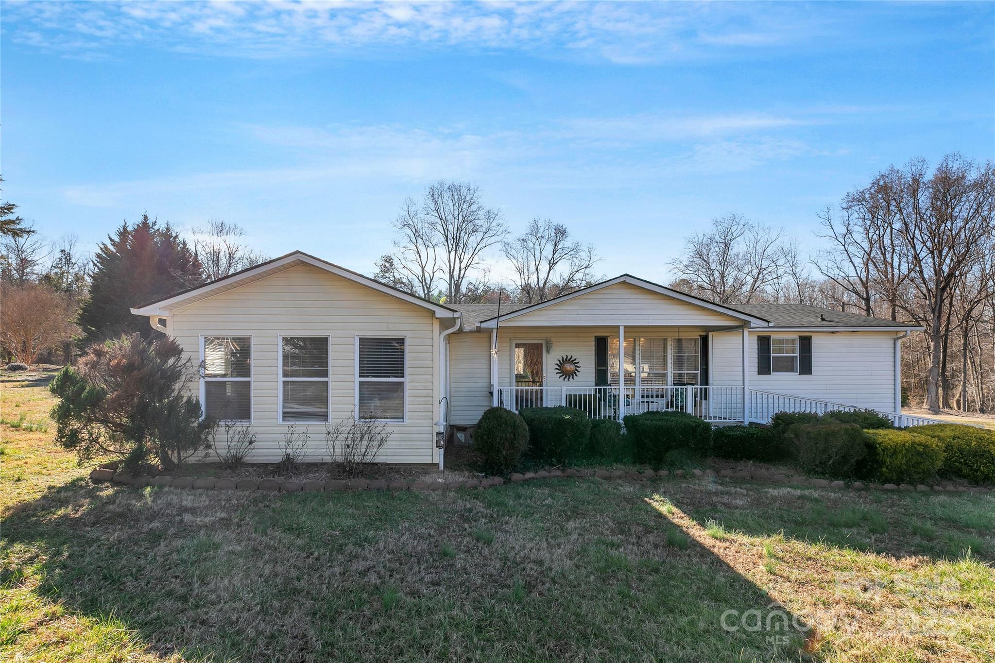 169 Meadow Creek Drive Property Photo