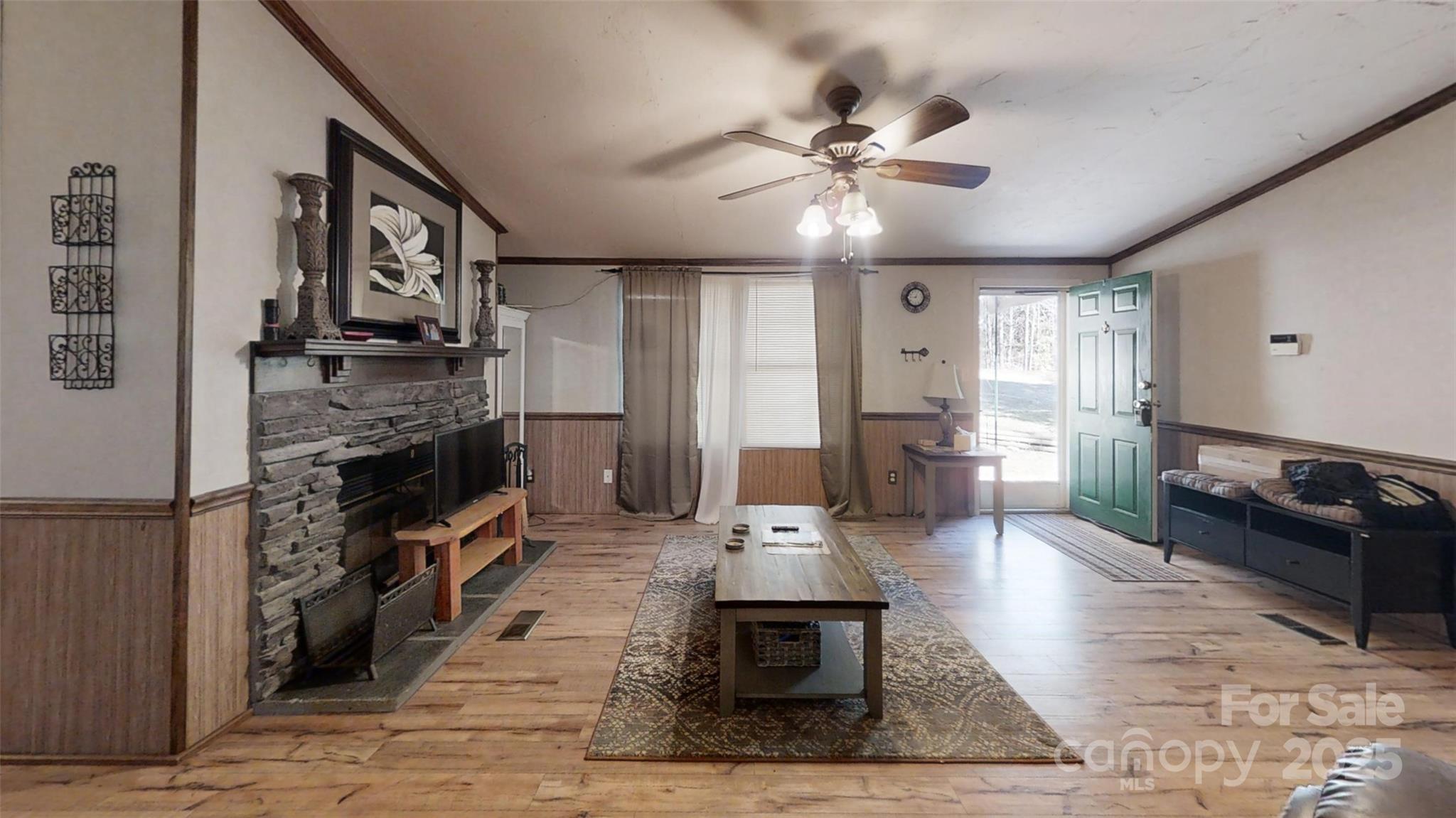 5124 Gates Drive Property Photo