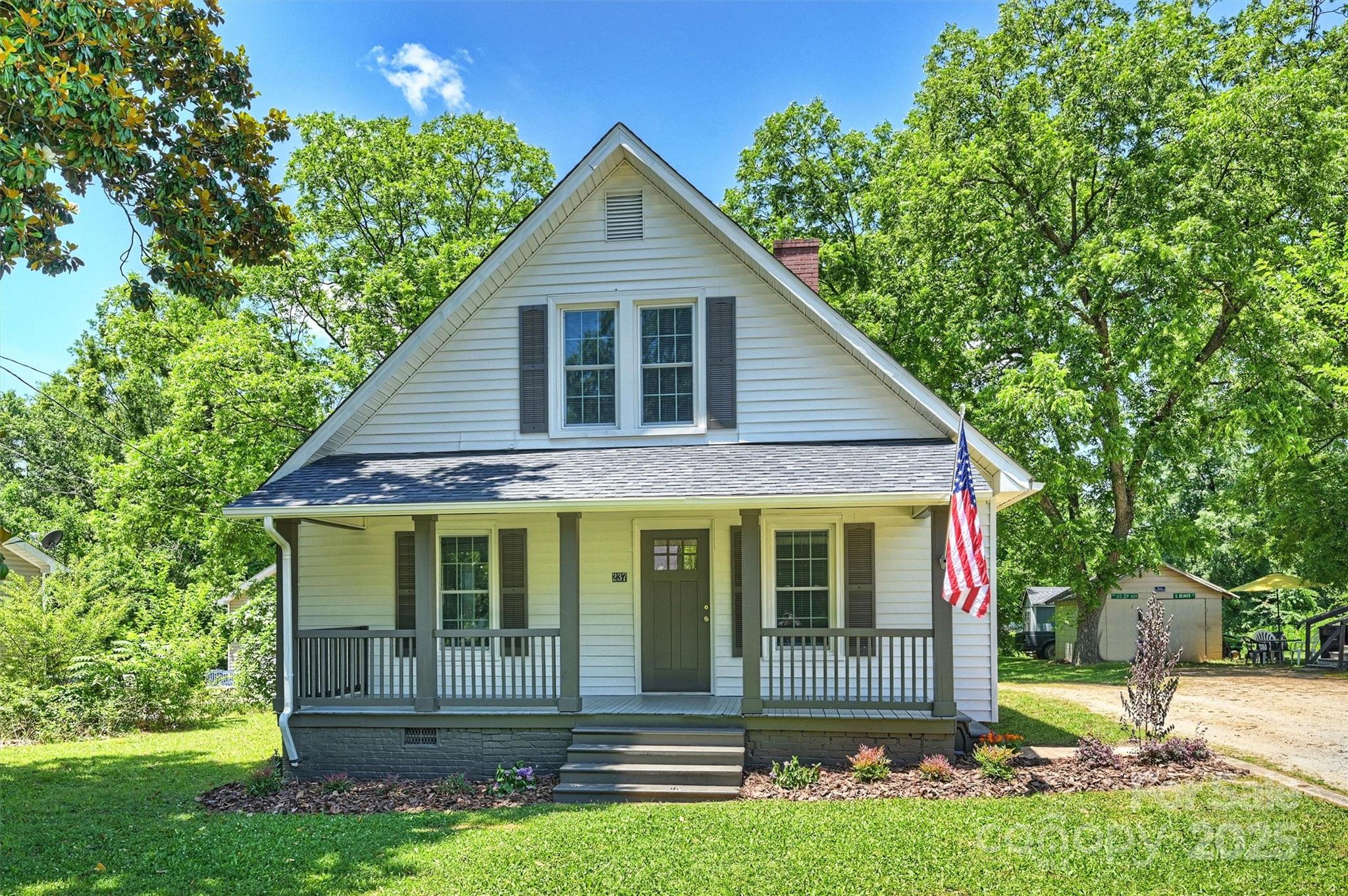 237 Mcneely Avenue Property Photo