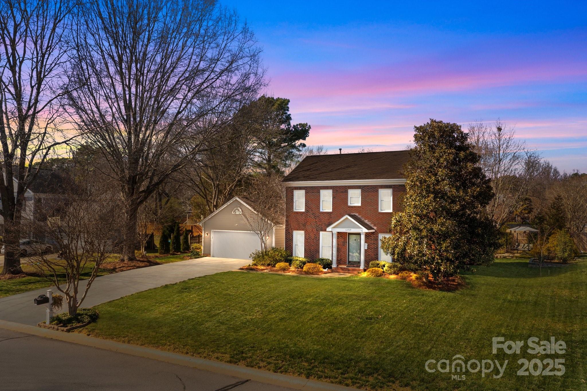 13717 Strathaven Drive Property Photo