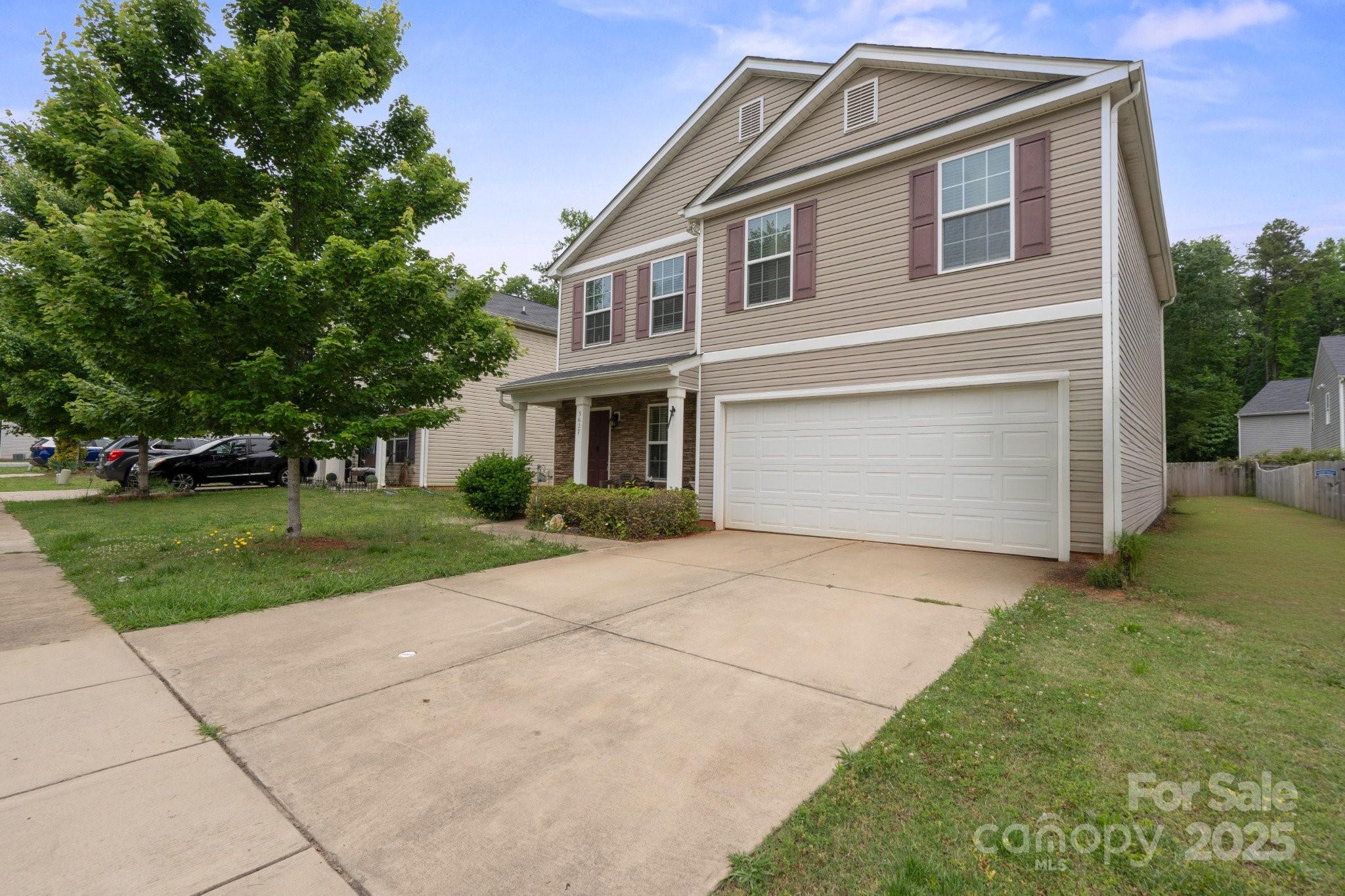 3627 Alexander Forest Drive Property Photo 2