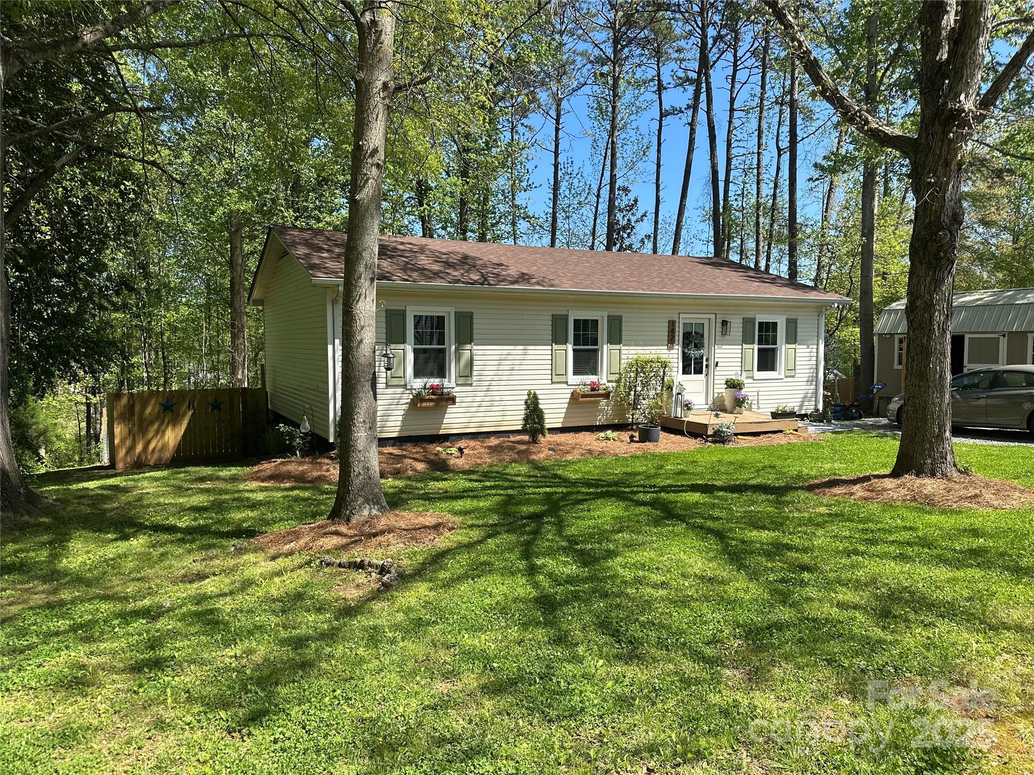 1420 Columbus Street Property Photo