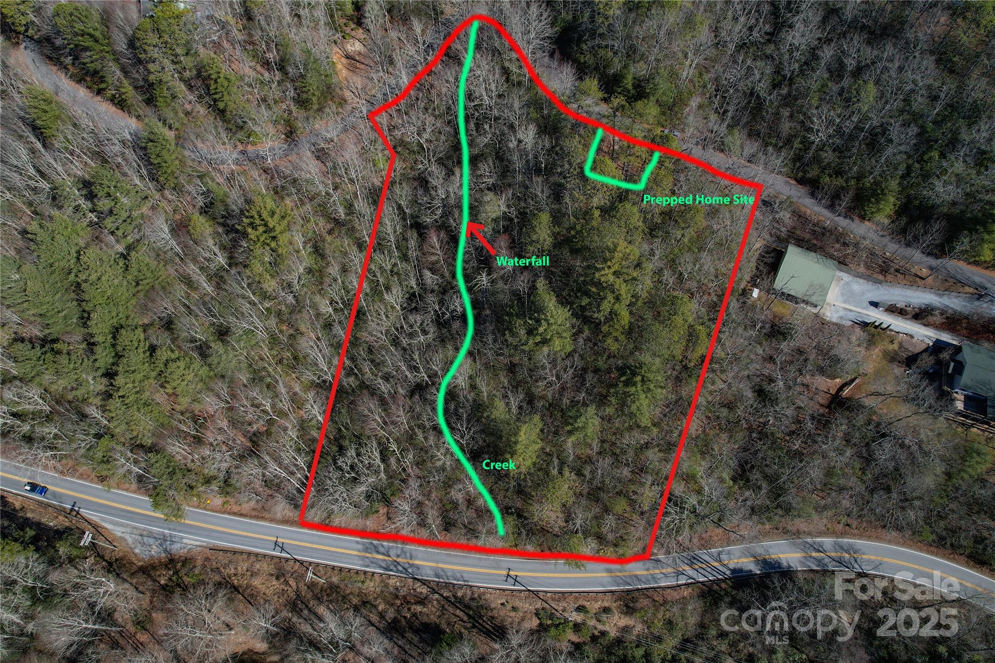 137 Moon Circle Property Photo 2
