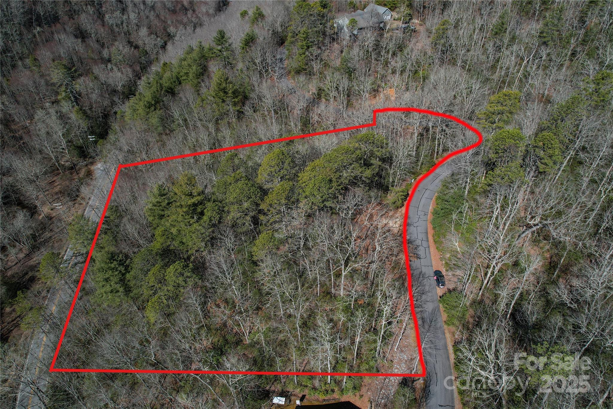 137 Moon Circle Property Photo 6
