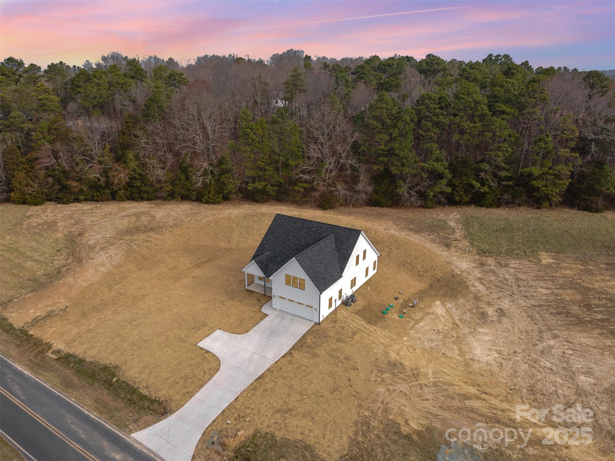 2095 Tite Road Property Photo