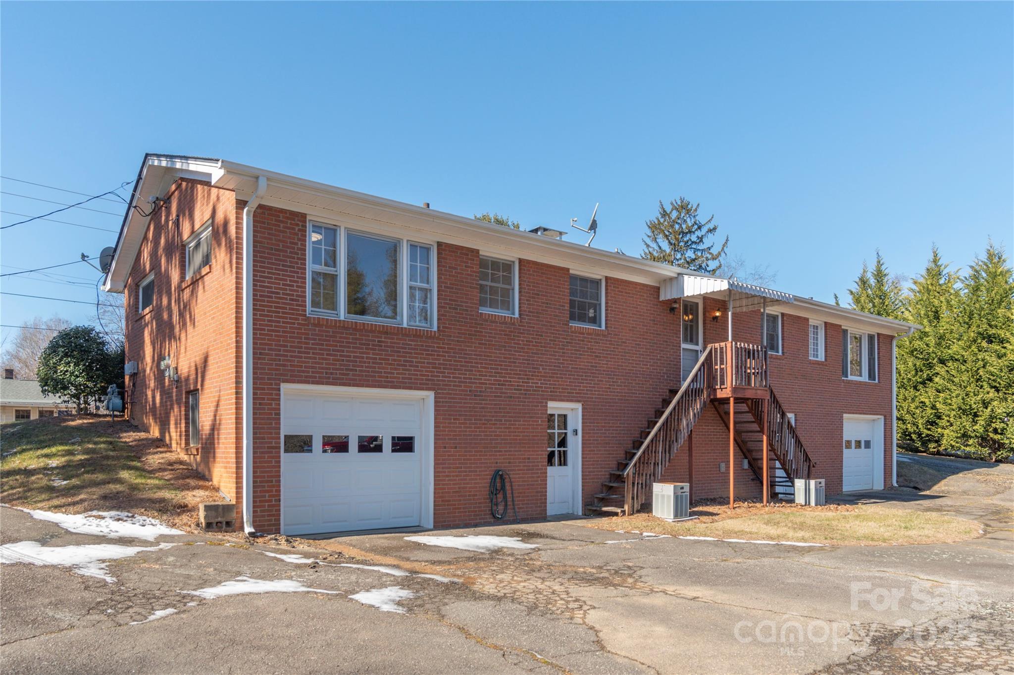 114/116 Arco Road Property Photo 6