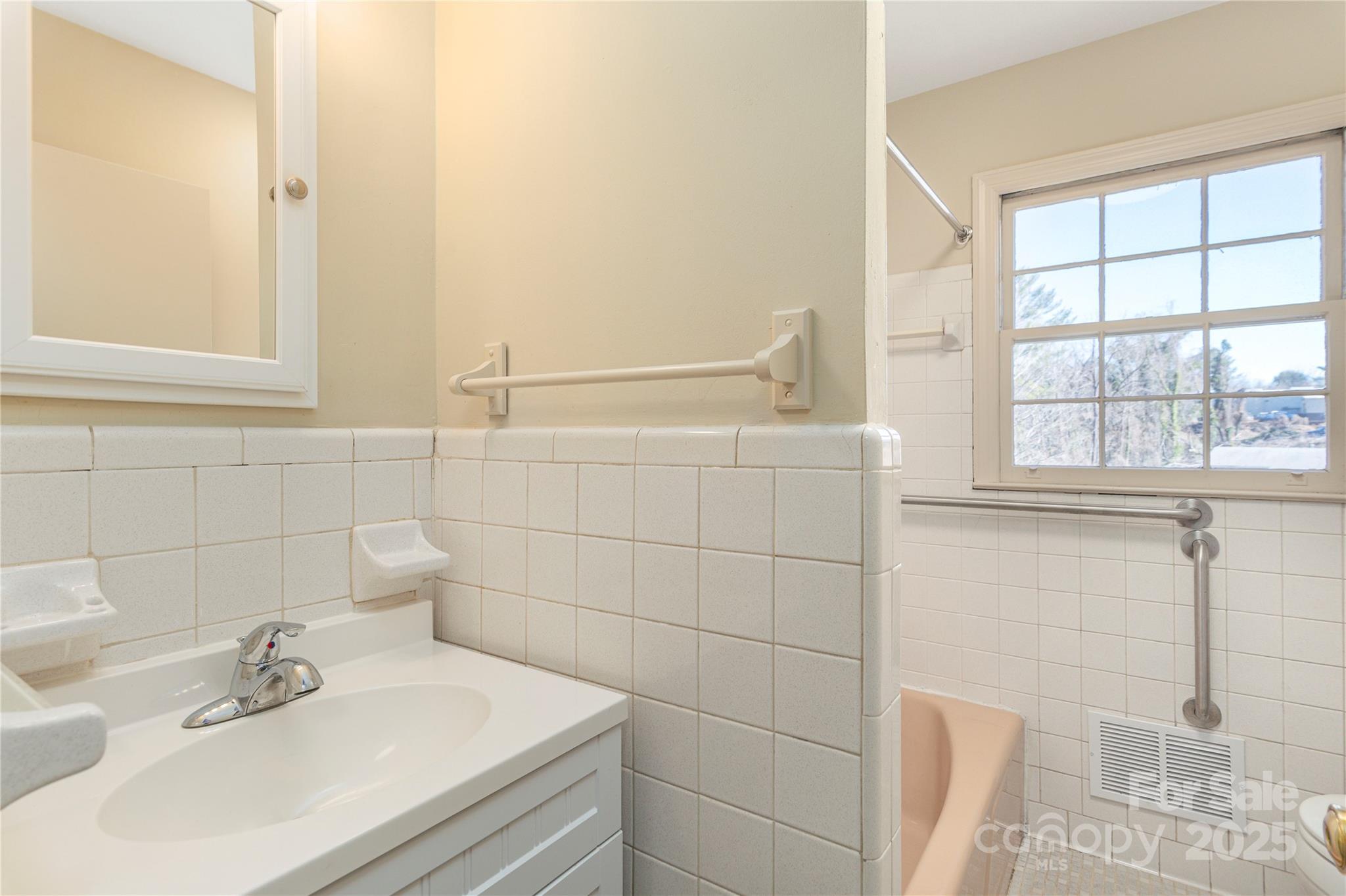 114/116 Arco Road Property Photo 21