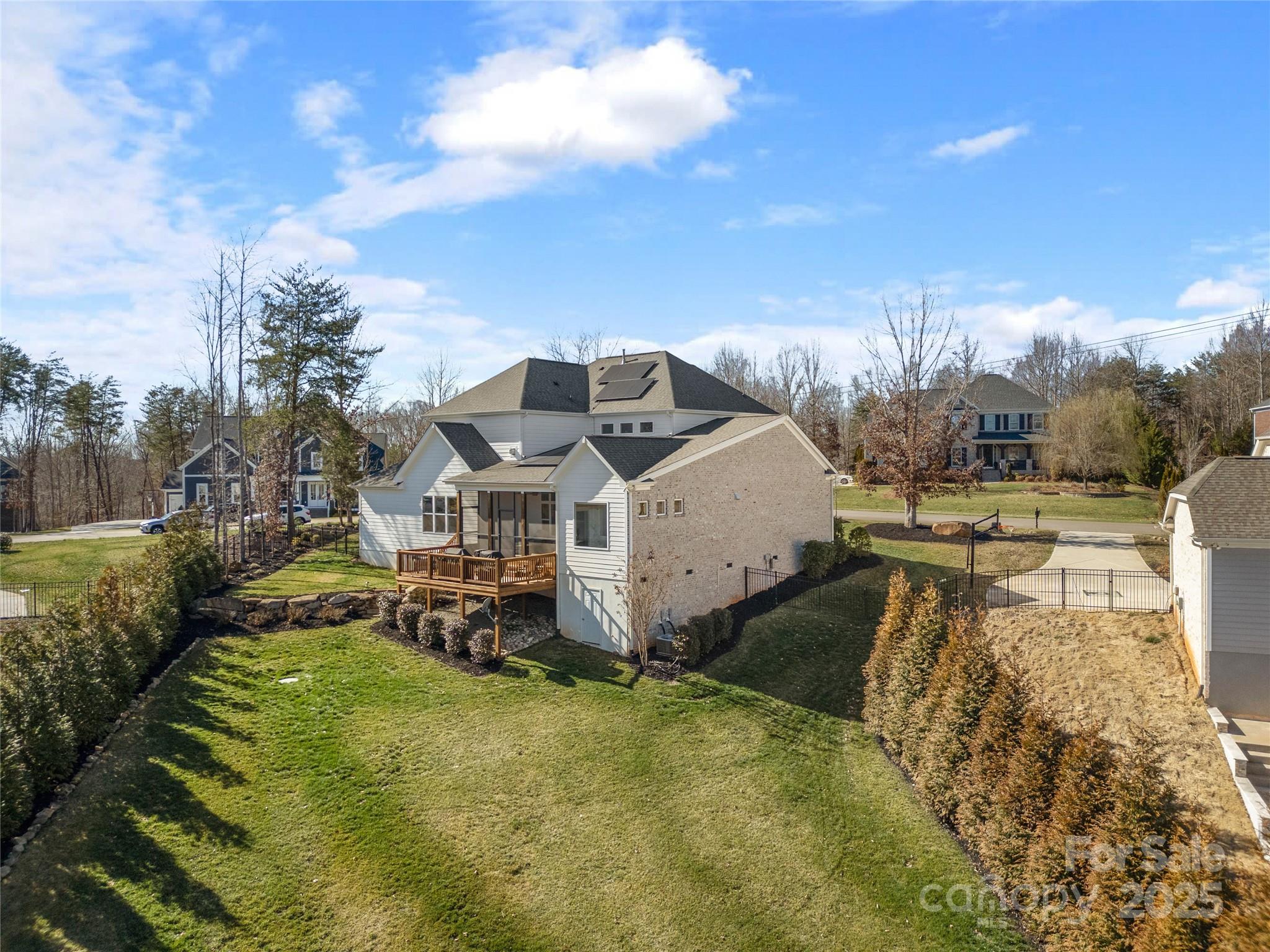 182 Walking Horse Trail Property Photo