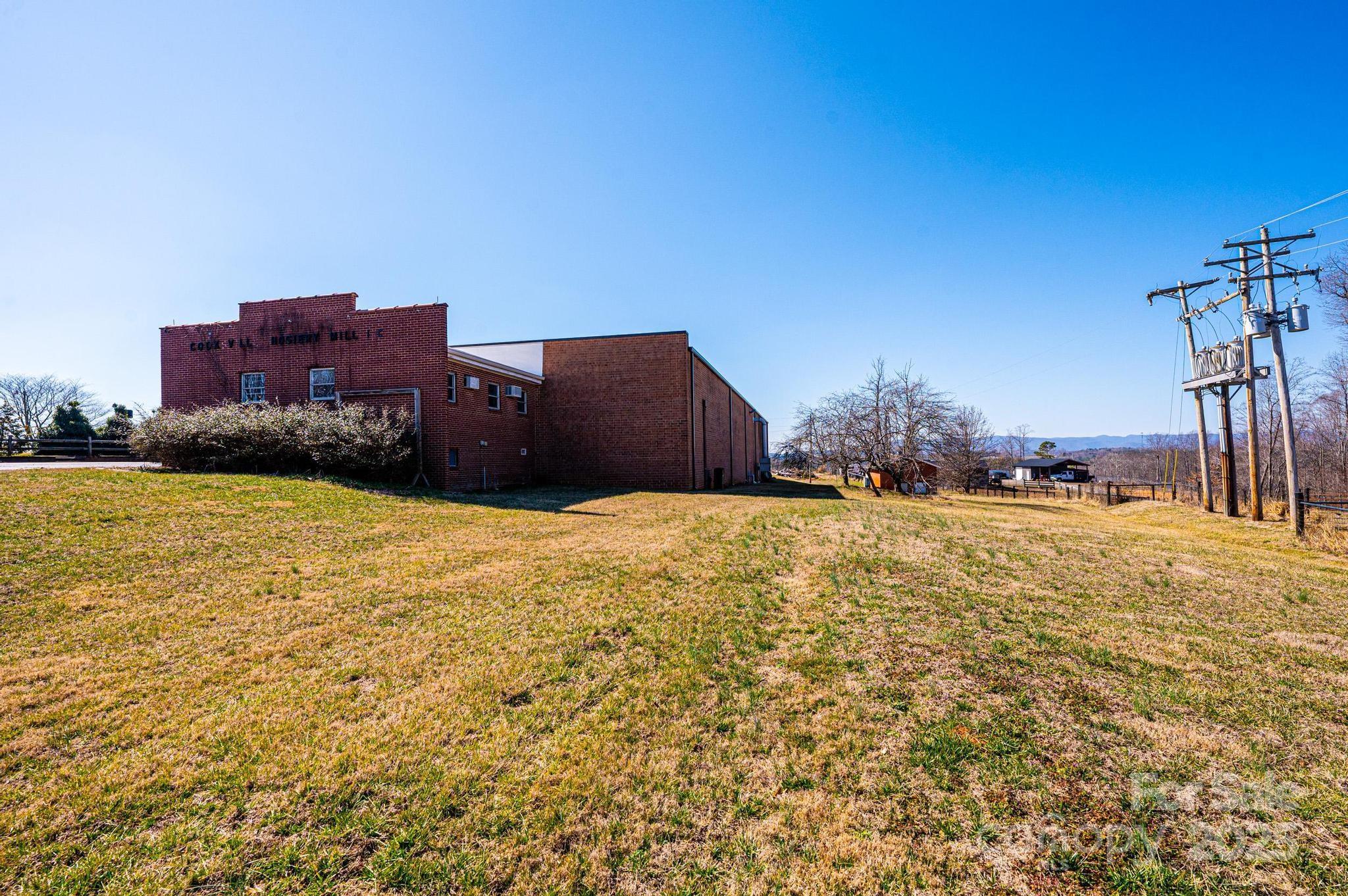 6949 Old Shelby Road Property Photo 5