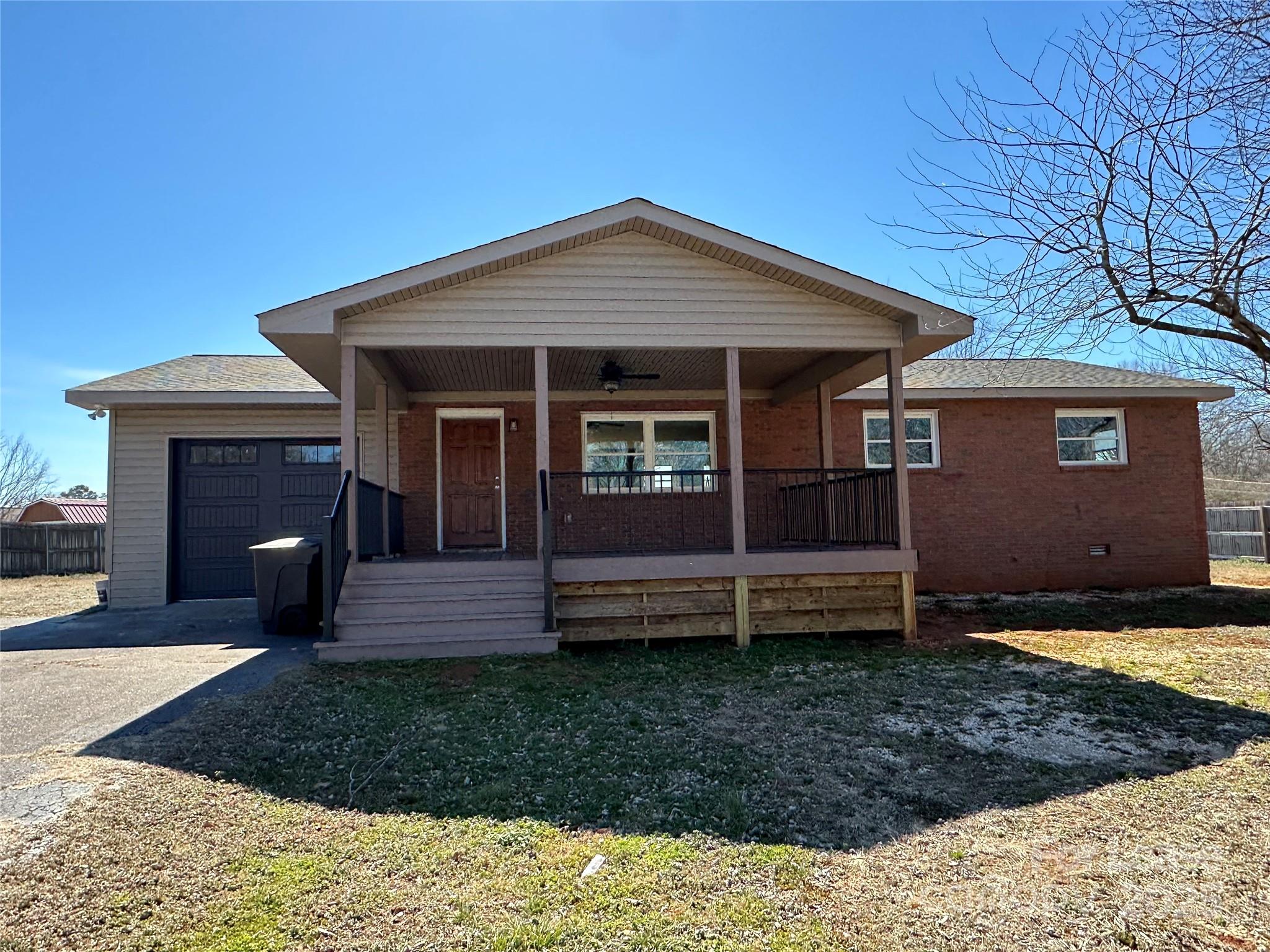 2818 Randolph Road Property Photo