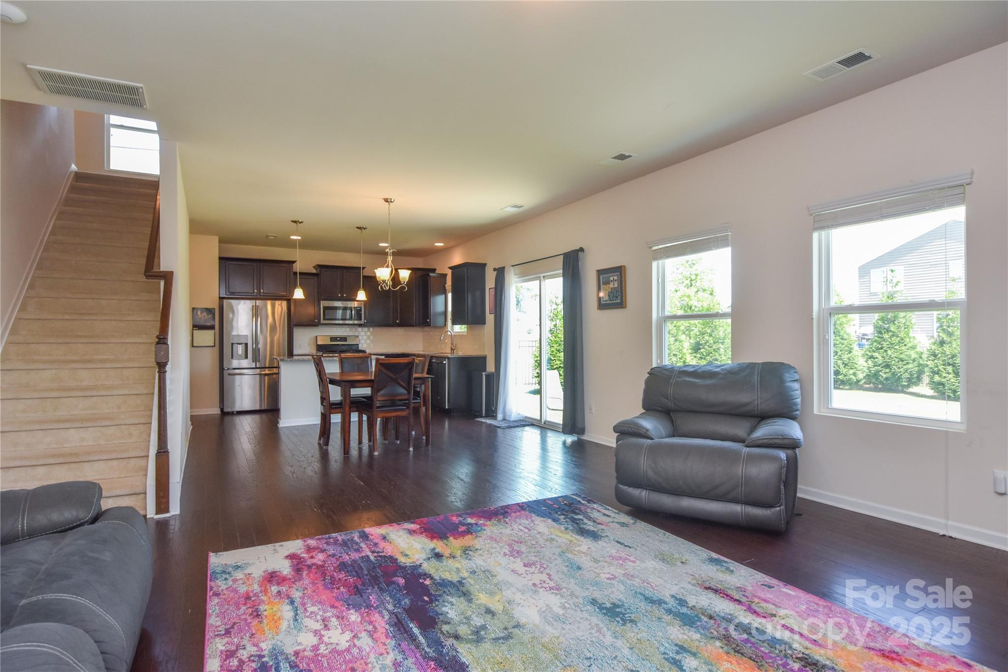 173 Glastonbury Drive Property Photo 11