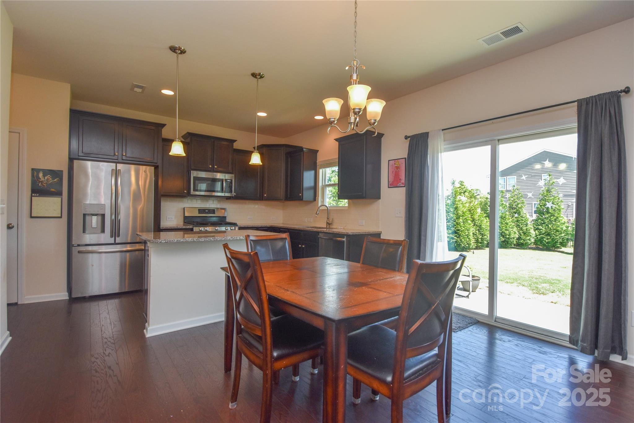 173 Glastonbury Drive Property Photo 12