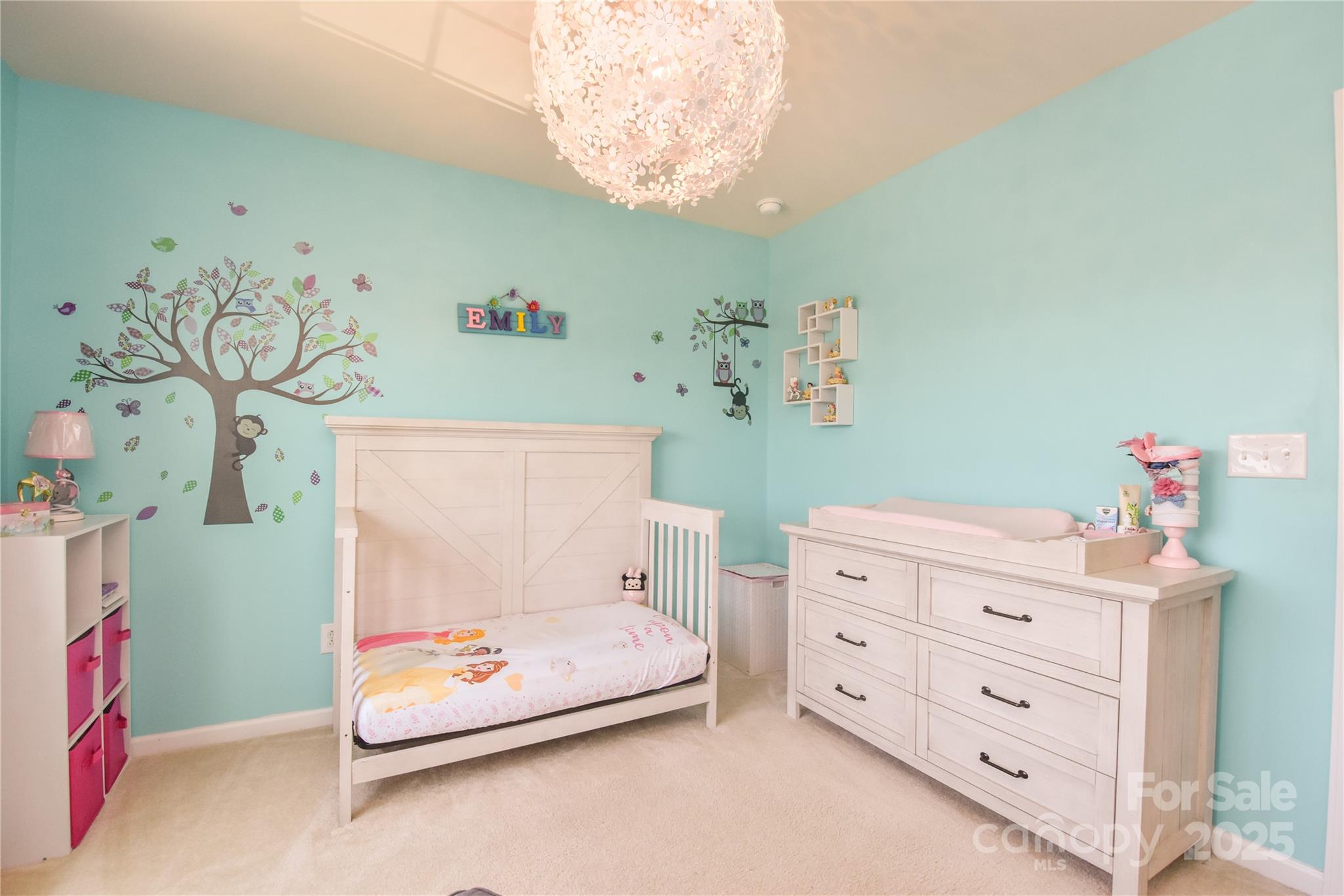 173 Glastonbury Drive Property Photo 27