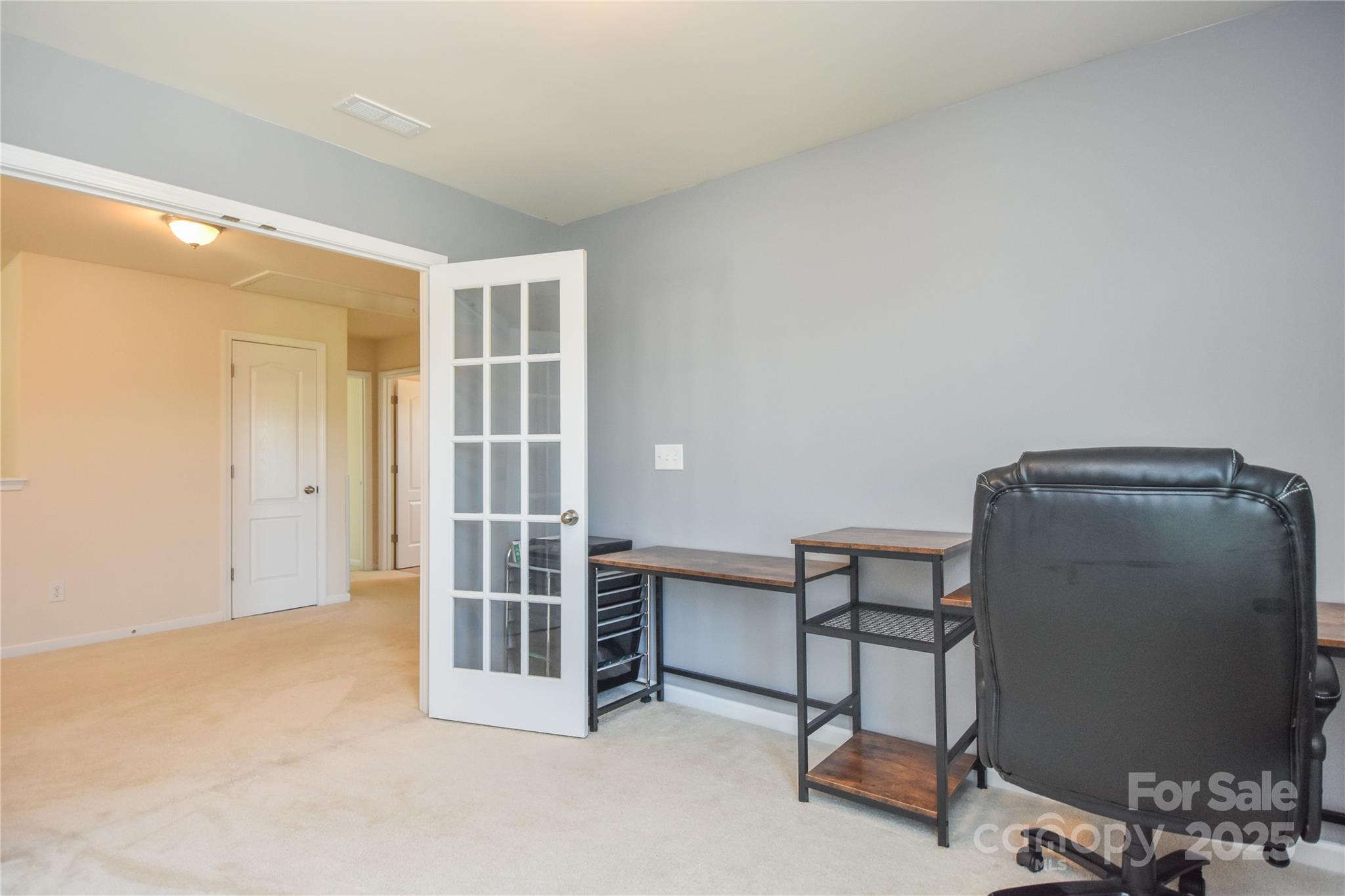 173 Glastonbury Drive Property Photo 31