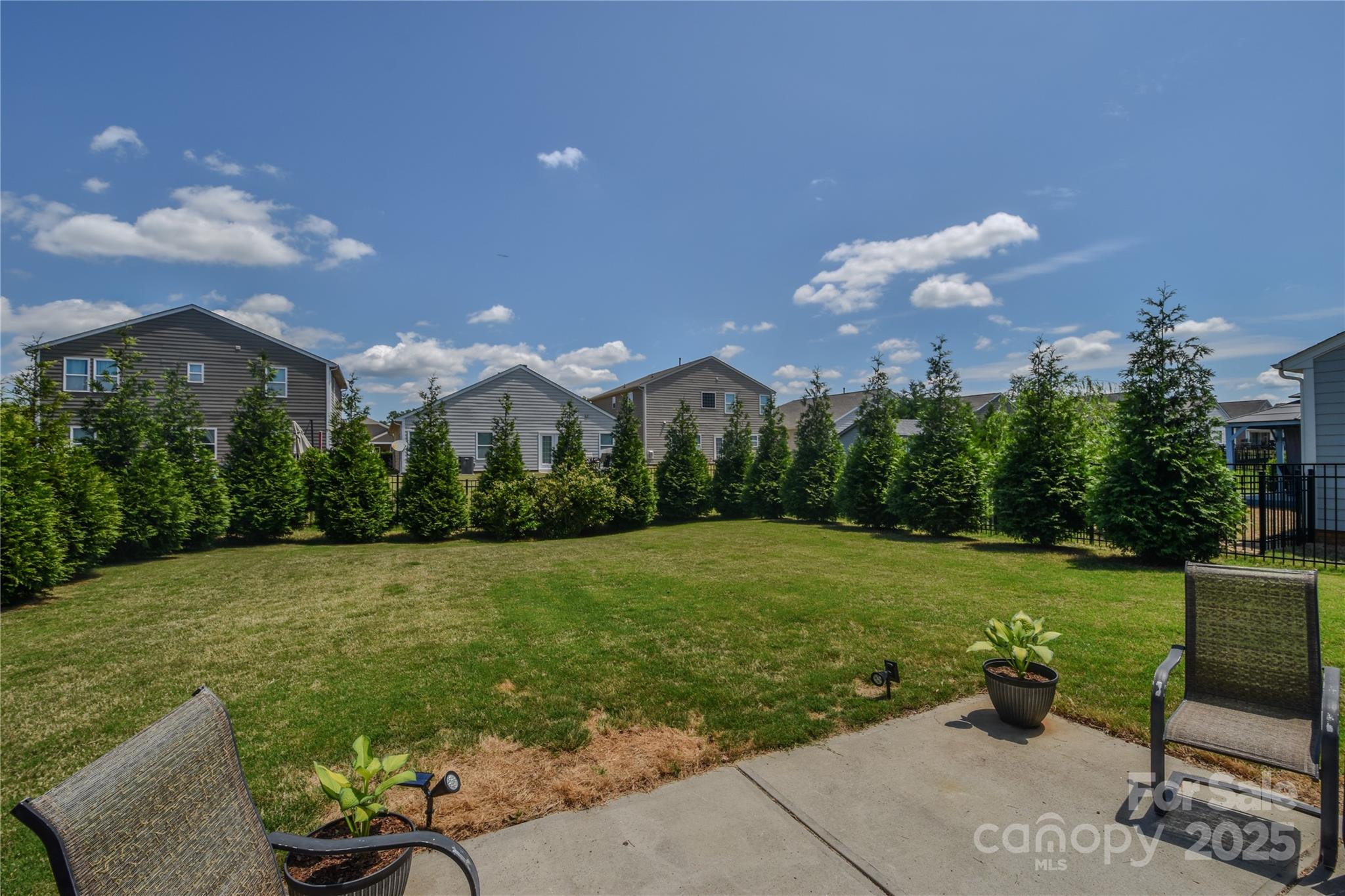 173 Glastonbury Drive Property Photo 37