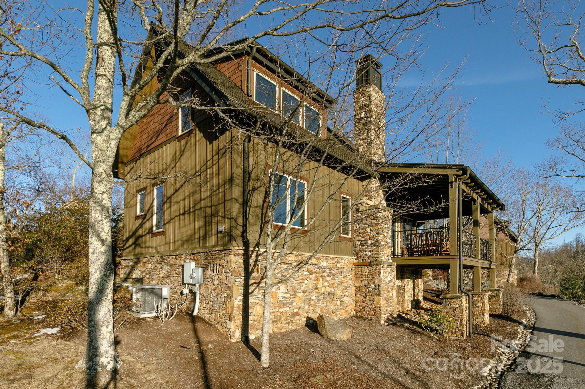 9 Hawks Ledge Trail Property Photo