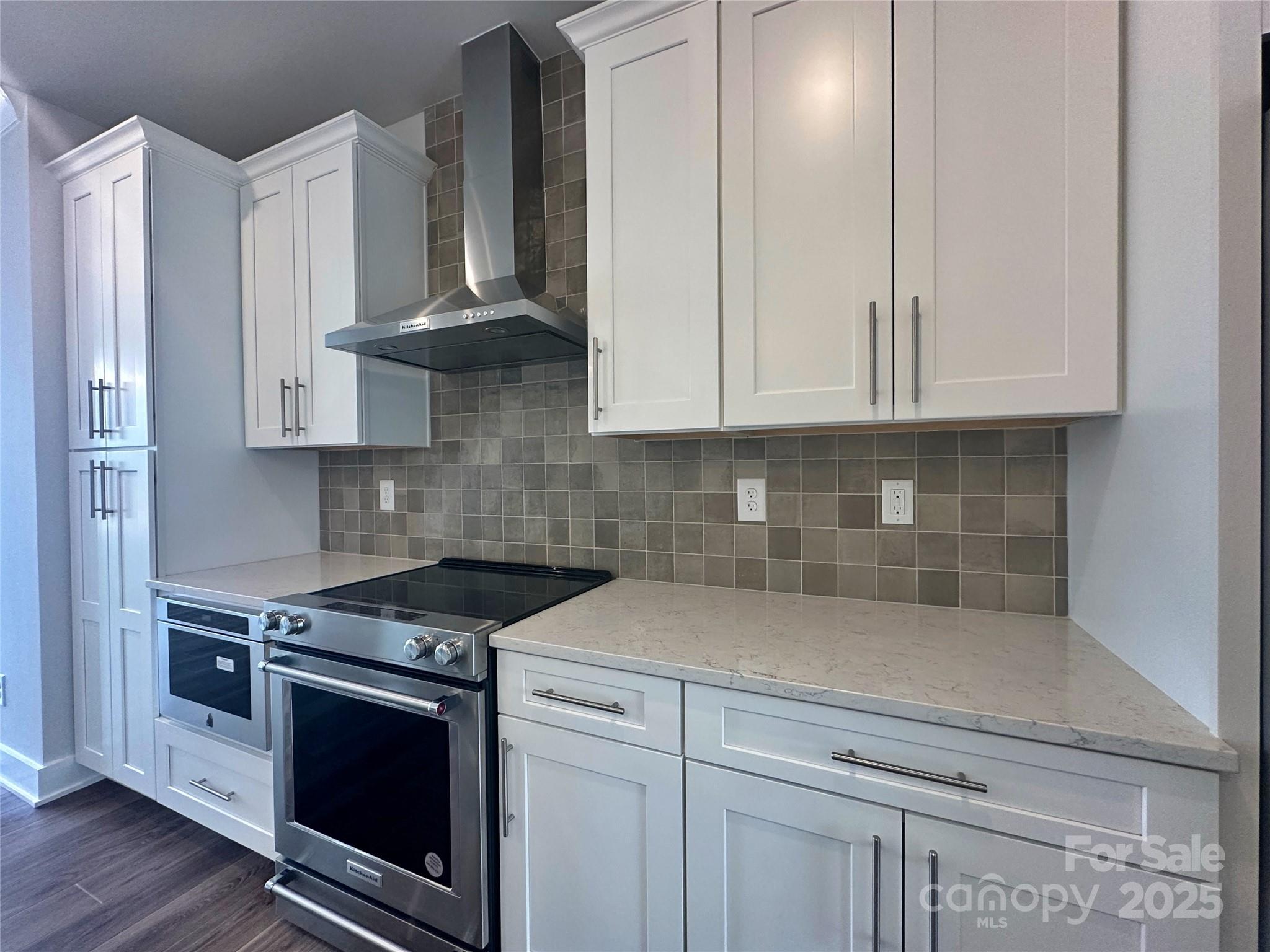 2035 Clarksdale Drive 33 Property Photo 1