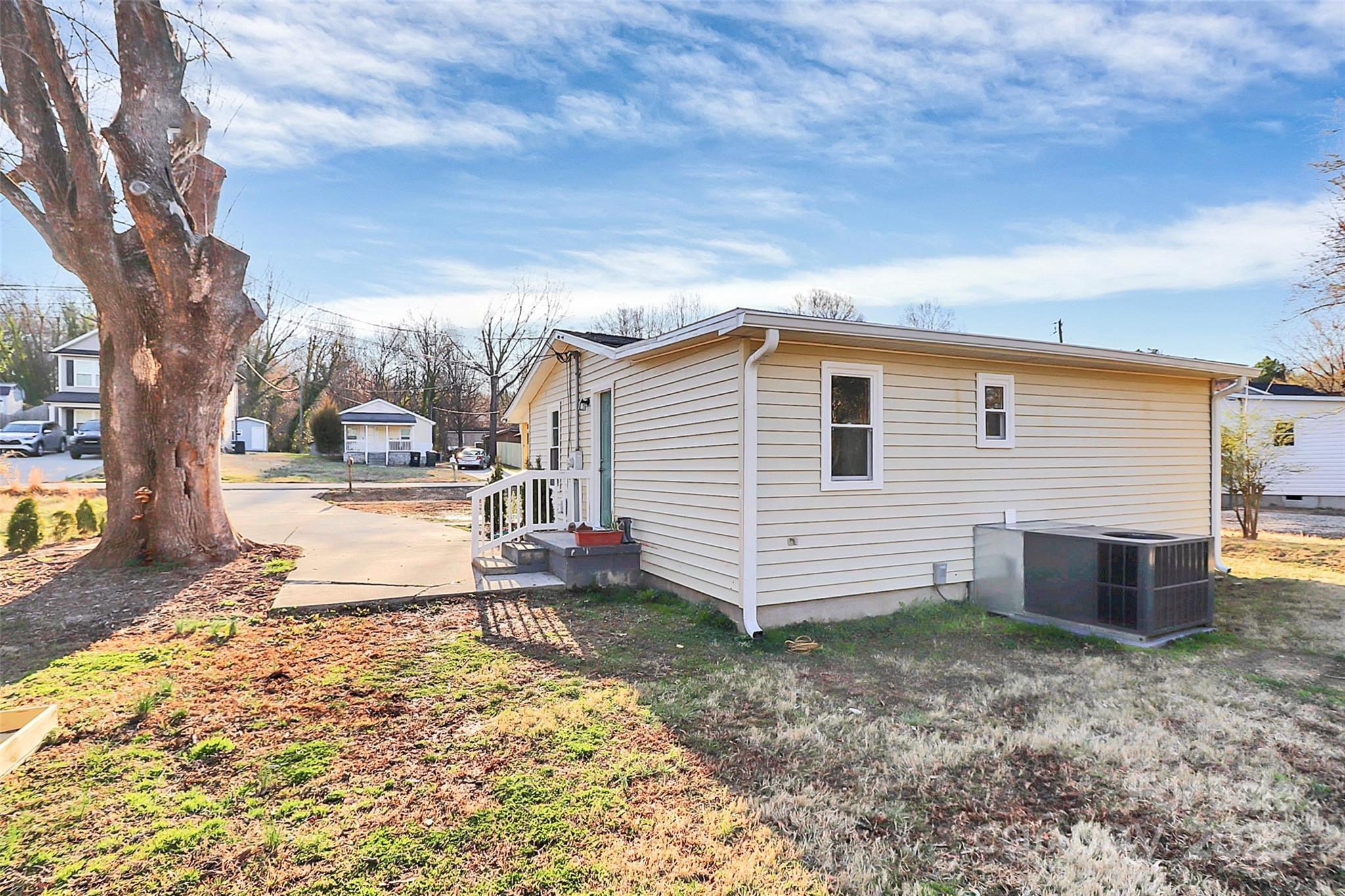 1061 Gaither Place Property Photo 29