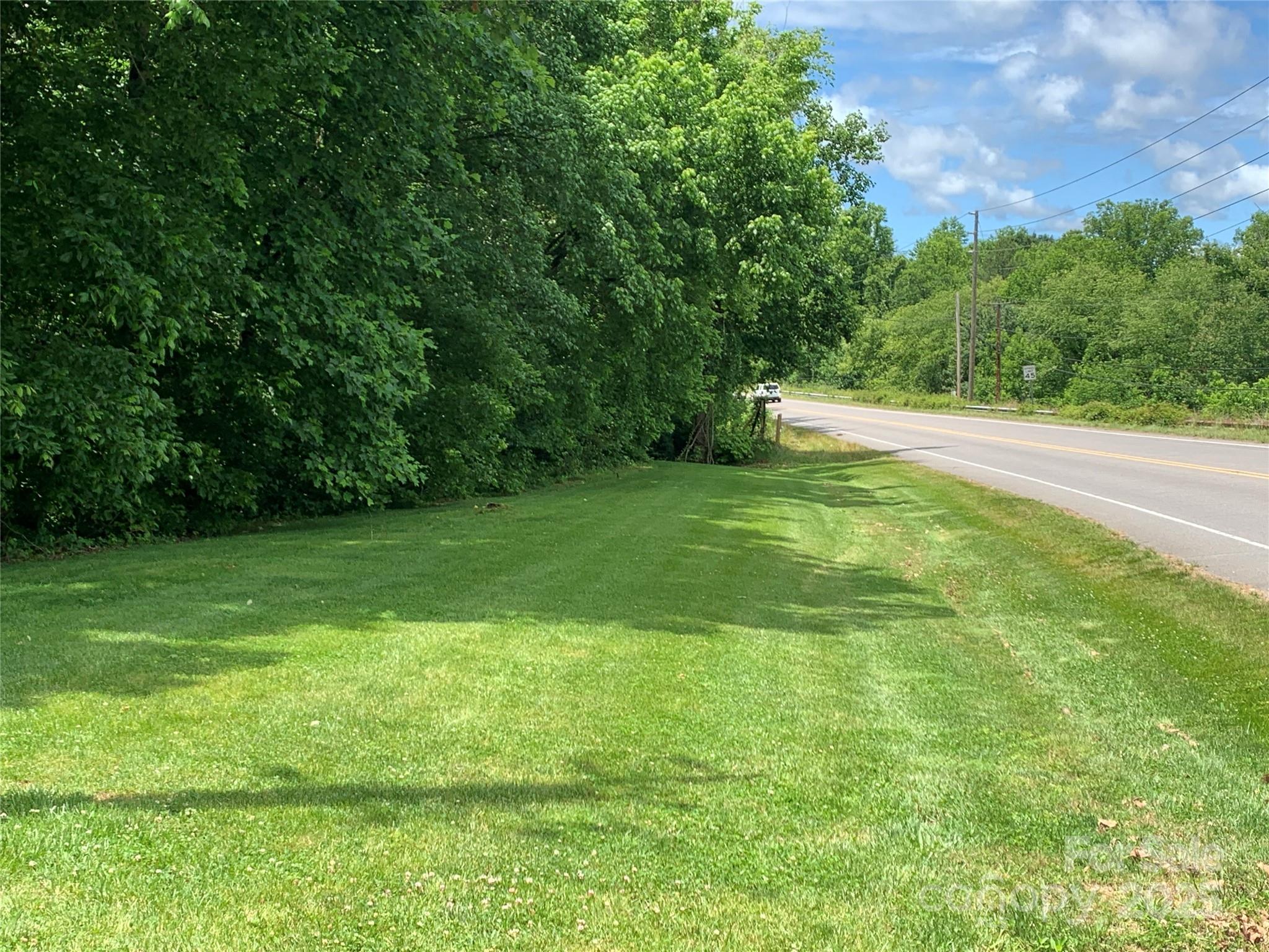 320 Kirksey Drive Property Photo 2