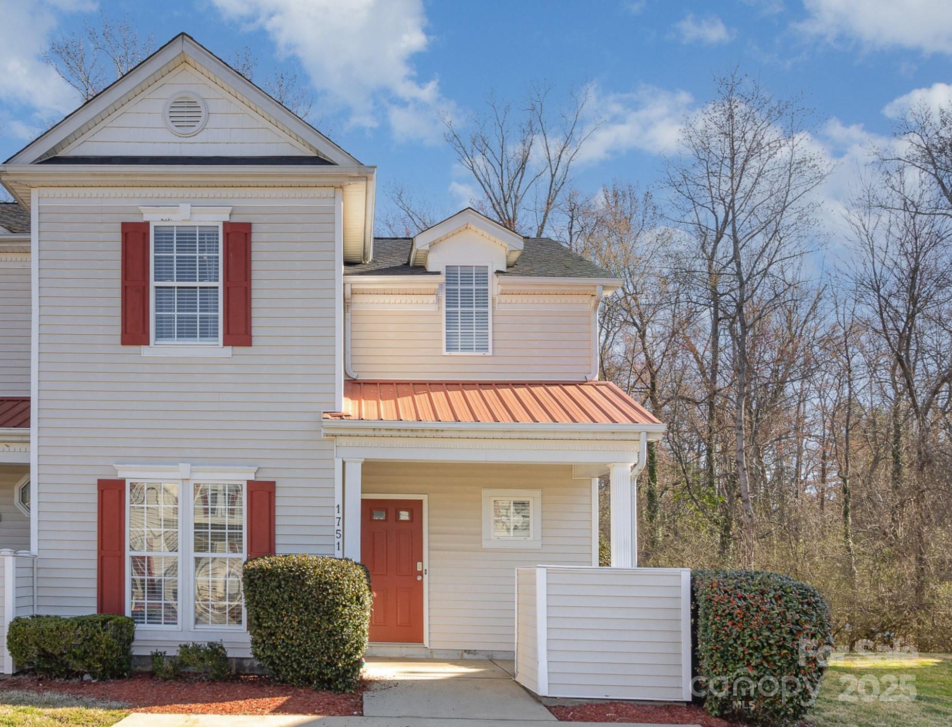 1751 Holliford Court Property Photo