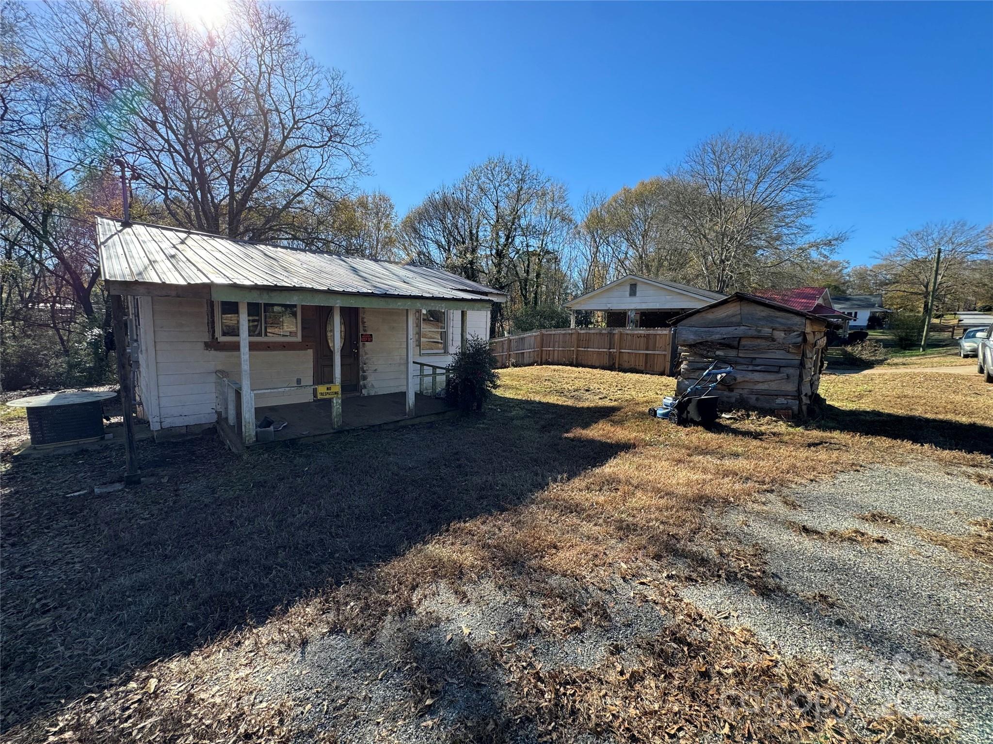 178 Newline Road Property Photo