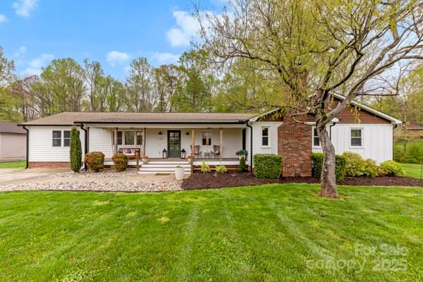 1335 Blacksnake Road Property Photo