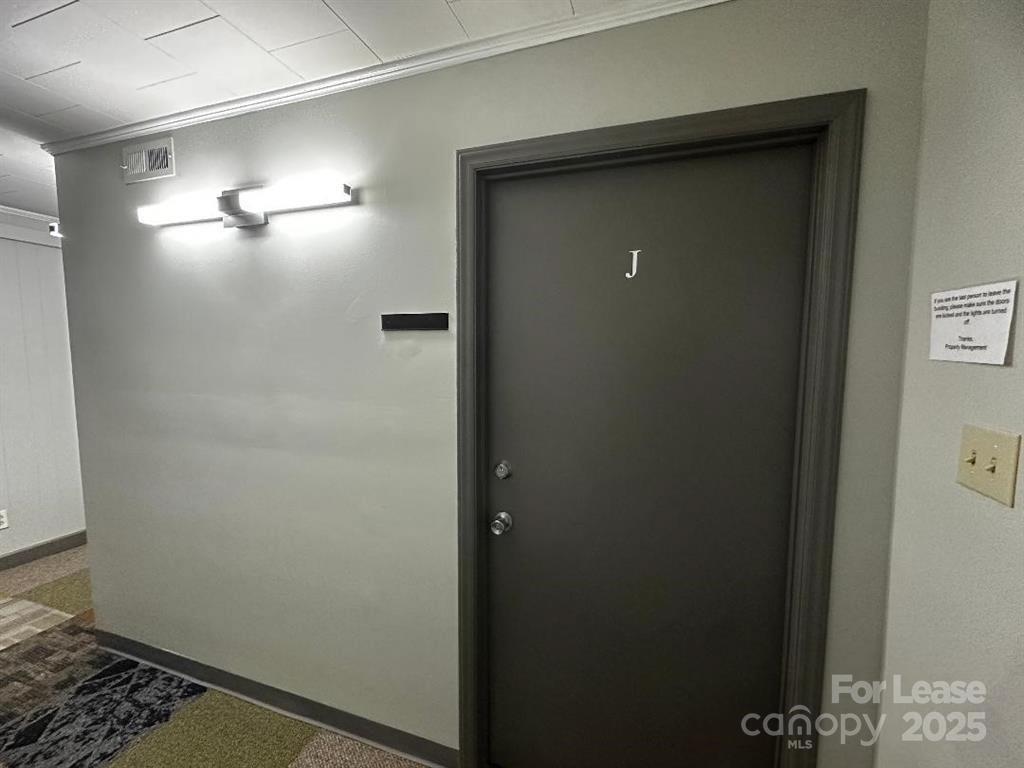 111 E Charlotte Avenue J Property Photo 1