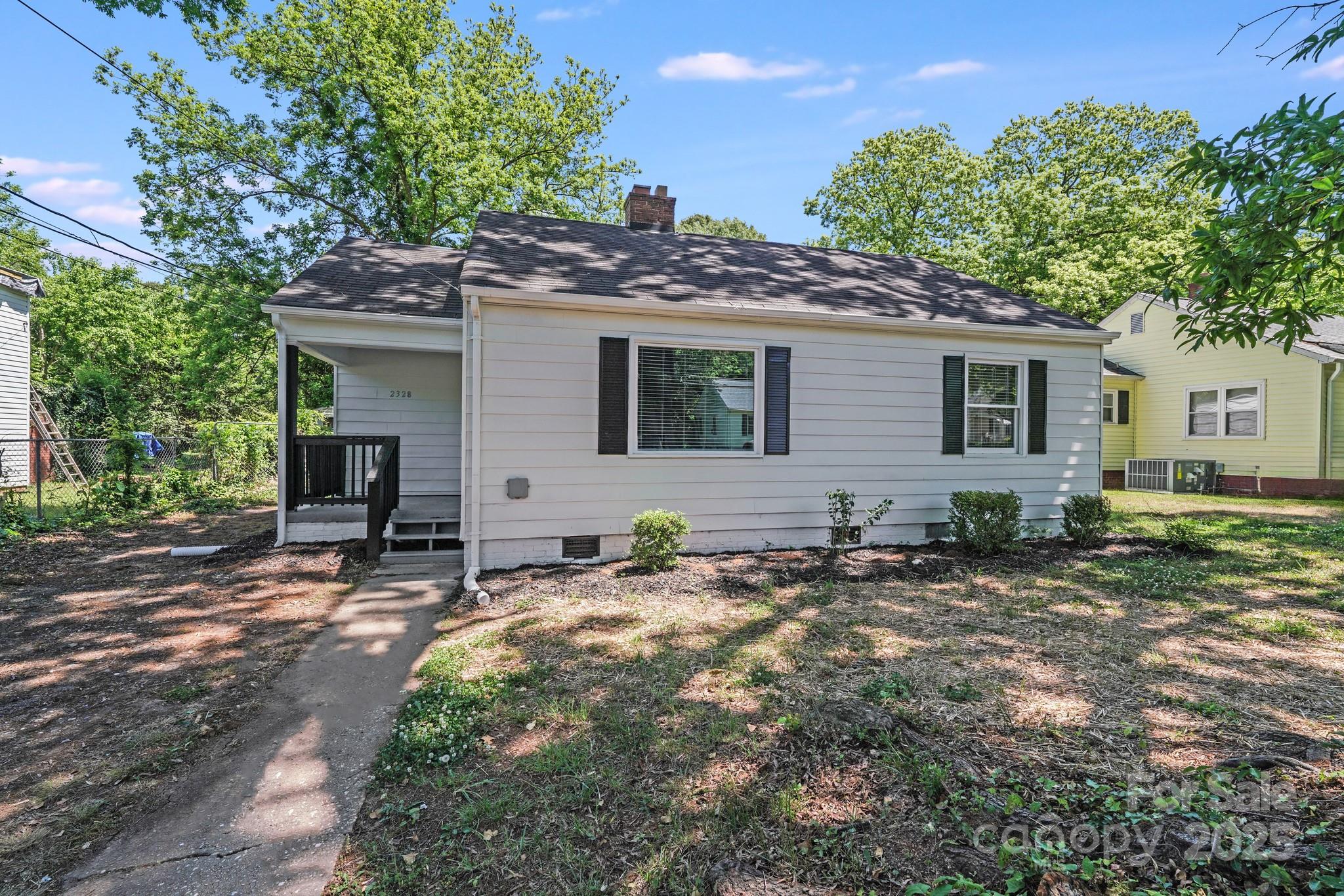 2328 Edison Street Property Photo