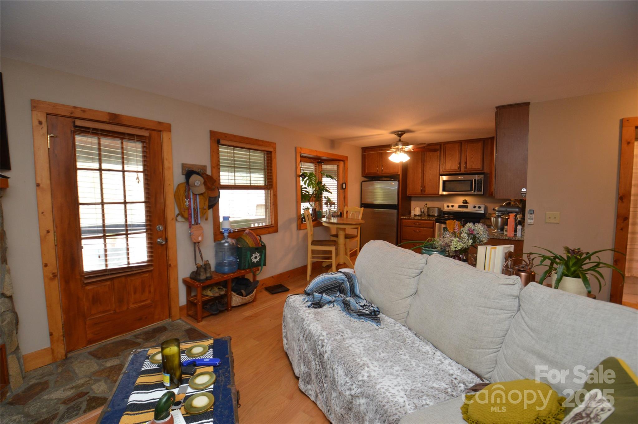 218 Elk Hill Drive 6 Property Photo