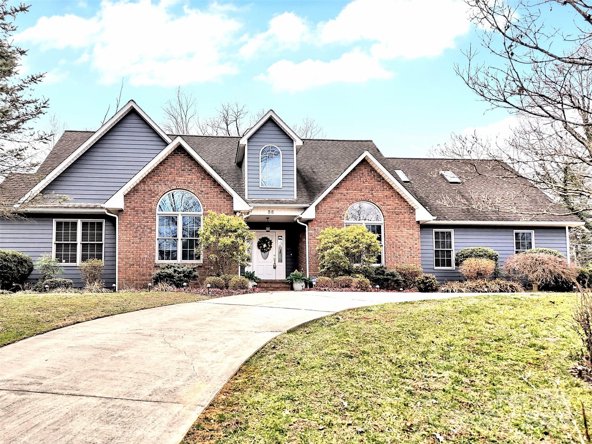 88 Adams Drive Property Photo