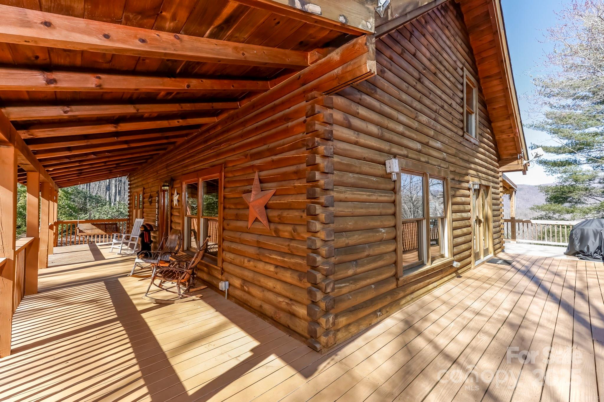 227 Sweetbriar Road Property Photo 12