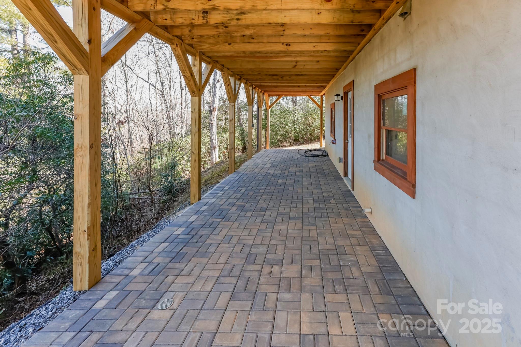 227 Sweetbriar Road Property Photo 34