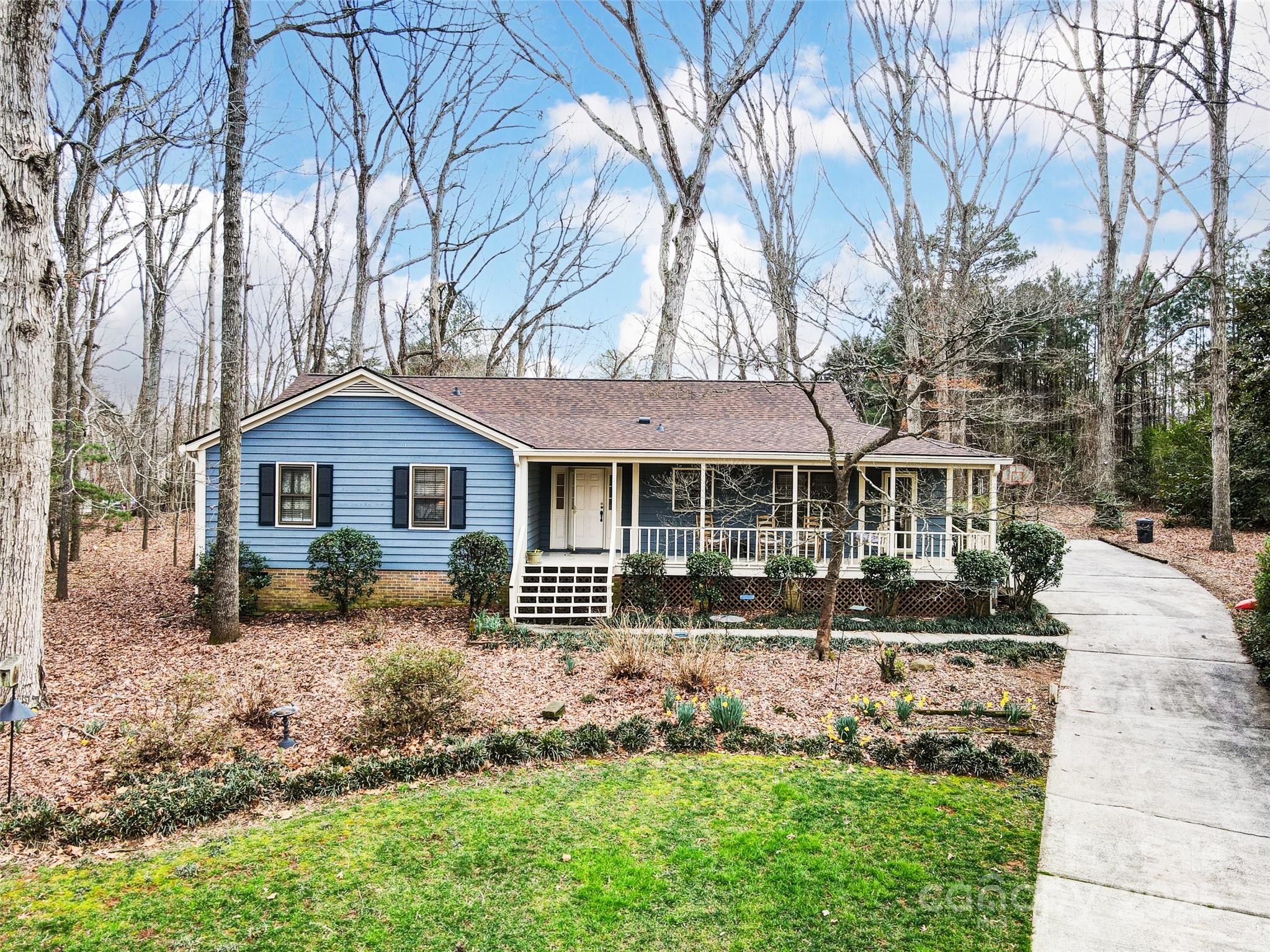2400 Whirlaway Court Property Photo