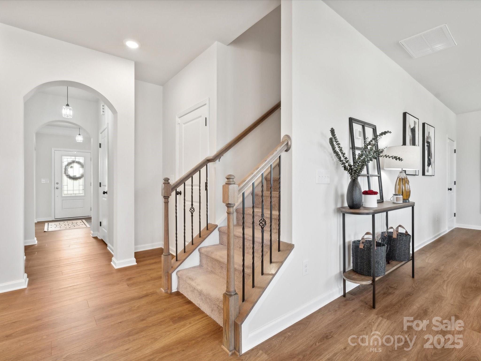 1017 Cheviot Court Property Photo 7