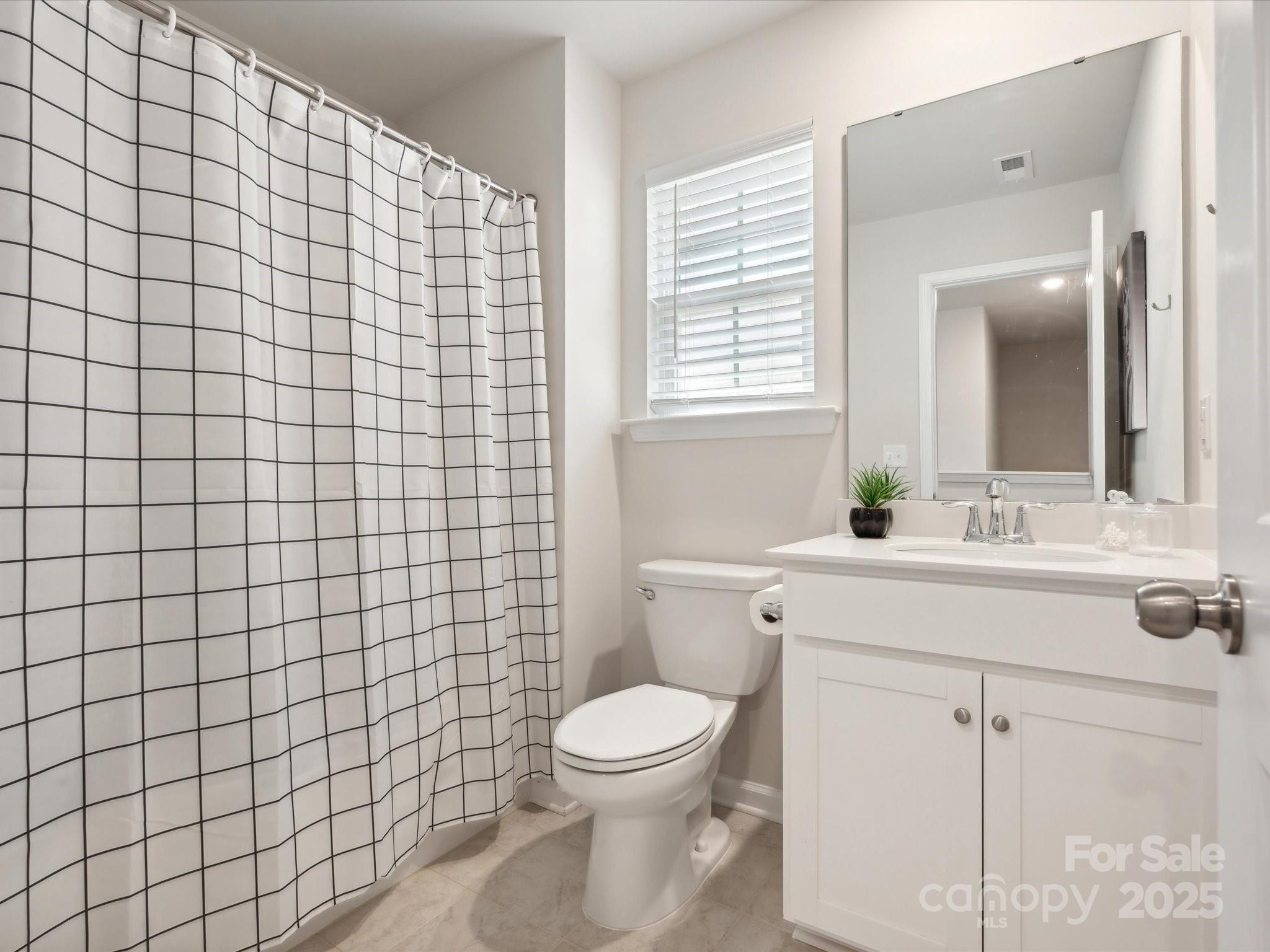 1017 Cheviot Court Property Photo 25