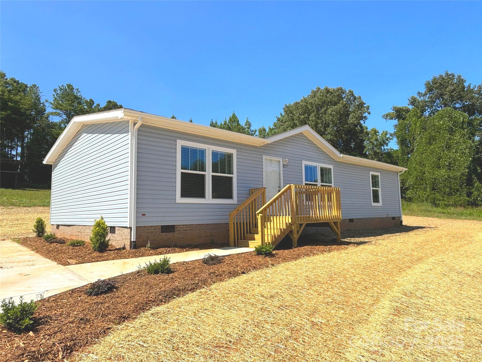 6377 Rhoney Road Property Photo
