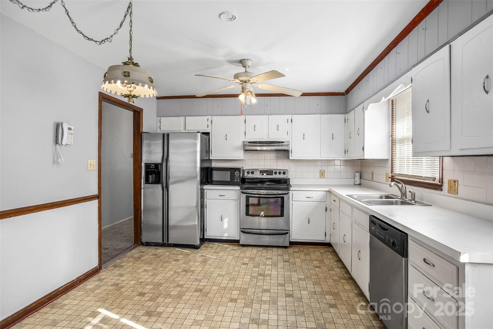 124 Kingston Avenue Property Photo 15