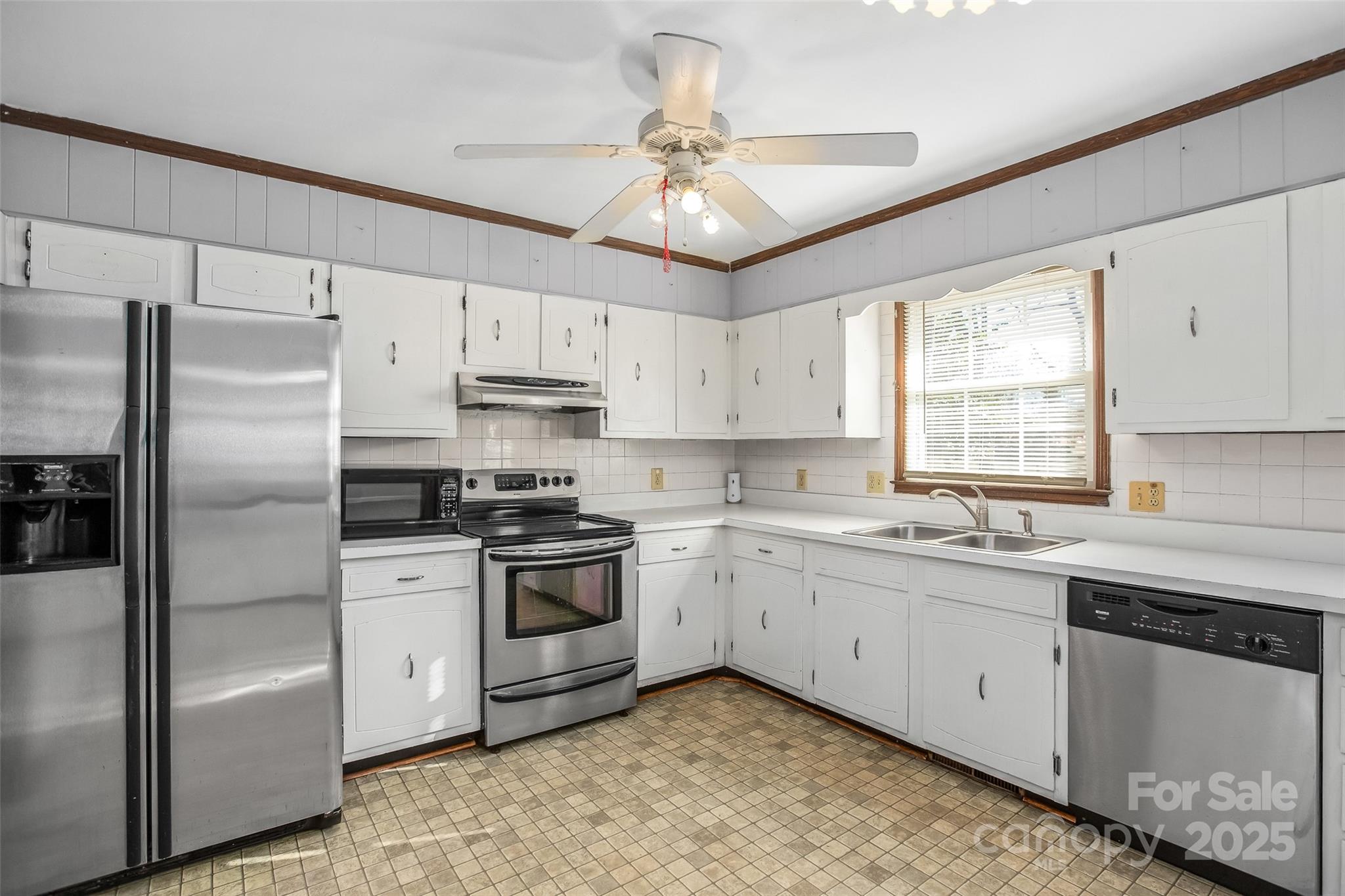 124 Kingston Avenue Property Photo 17