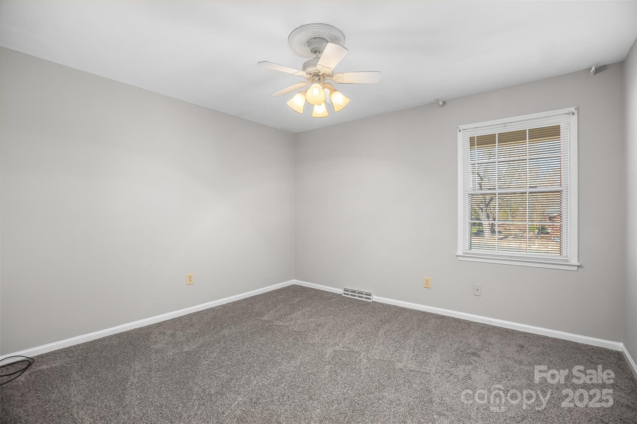 124 Kingston Avenue Property Photo 27