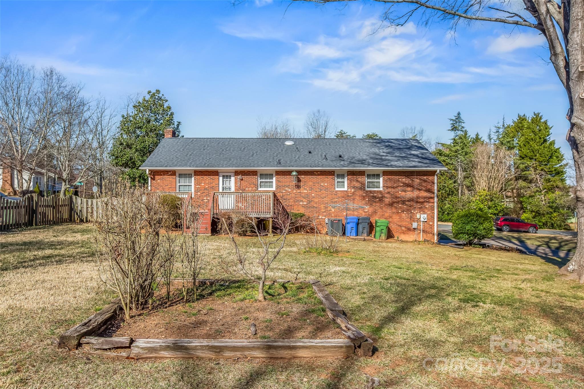 124 Kingston Avenue Property Photo 40