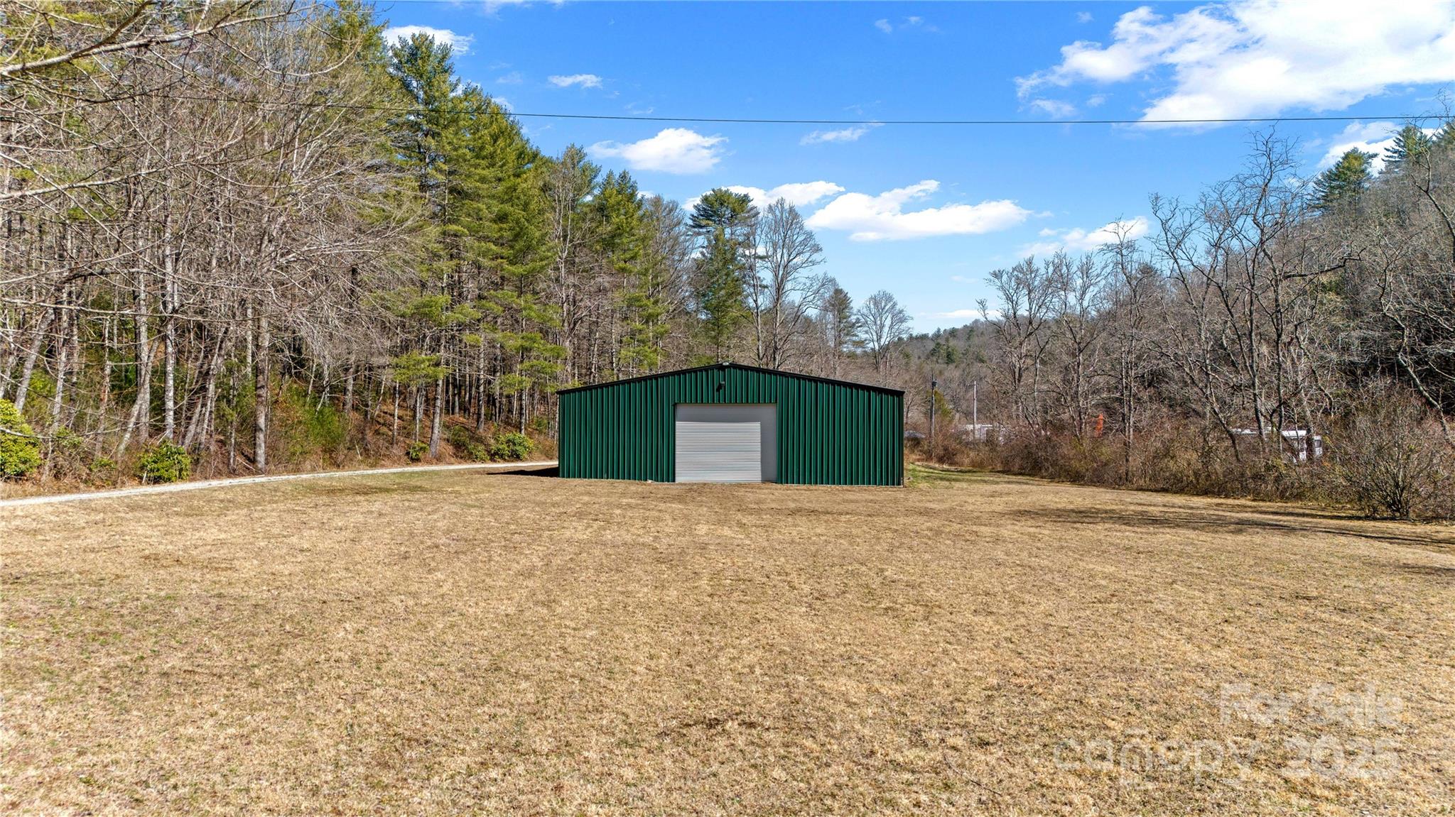 361 Rooster Cove Property Photo 4