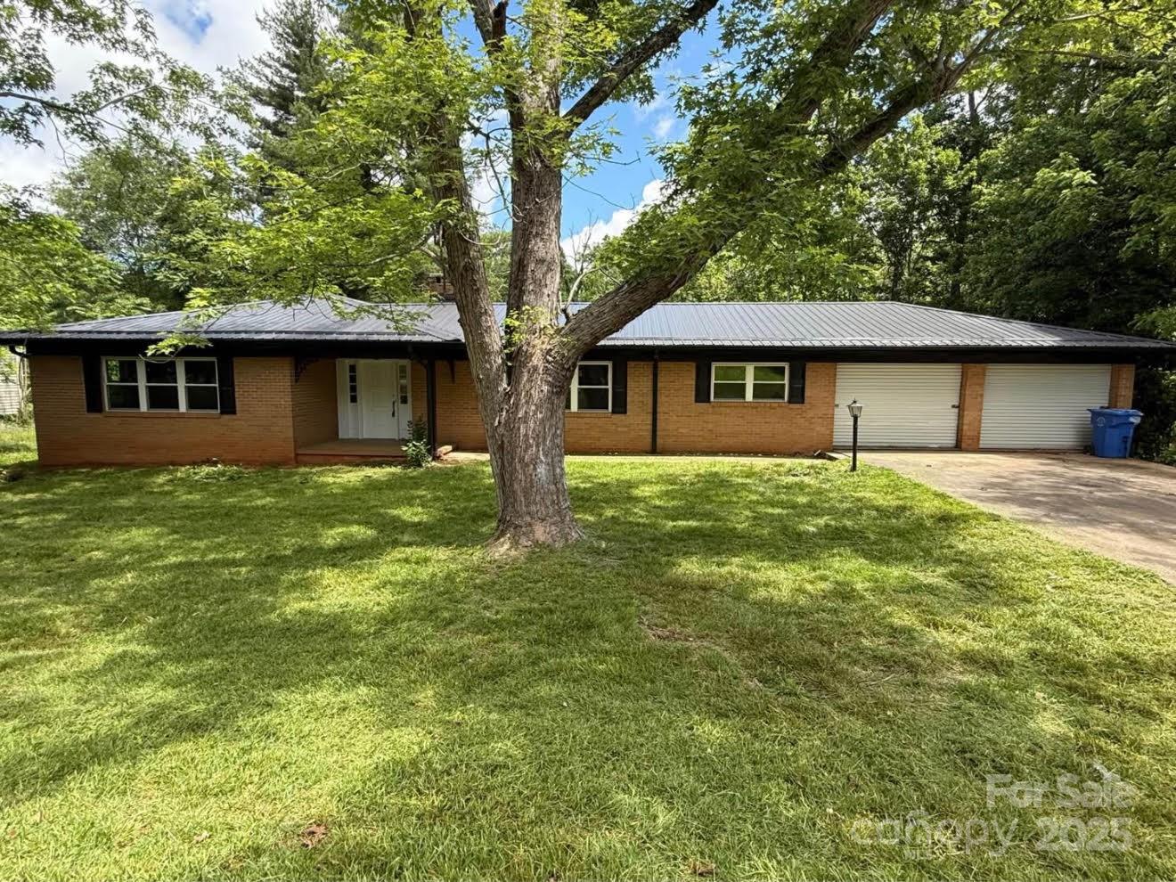 140 Power Street Property Photo 1