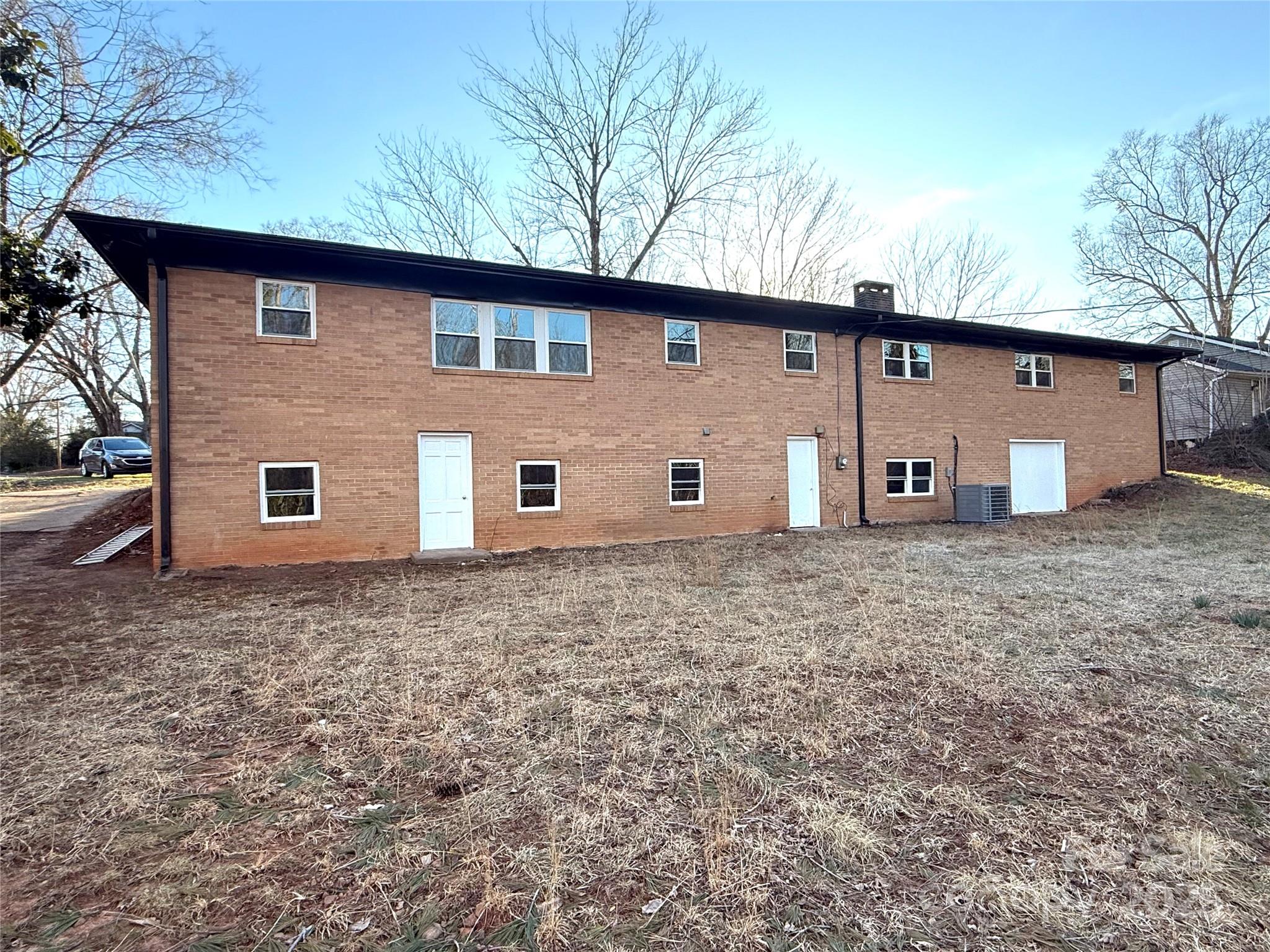 140 Power Street Property Photo 4
