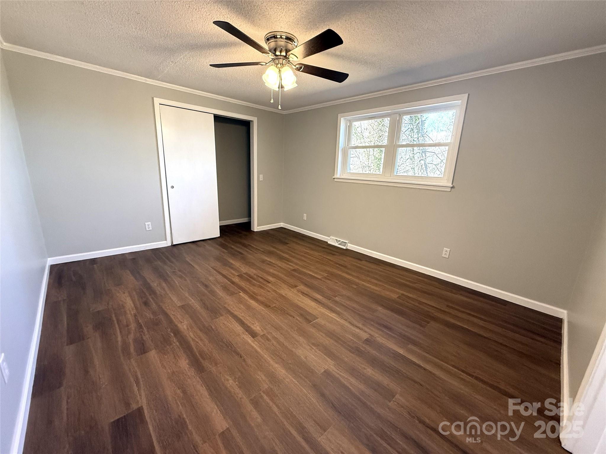 140 Power Street Property Photo 14