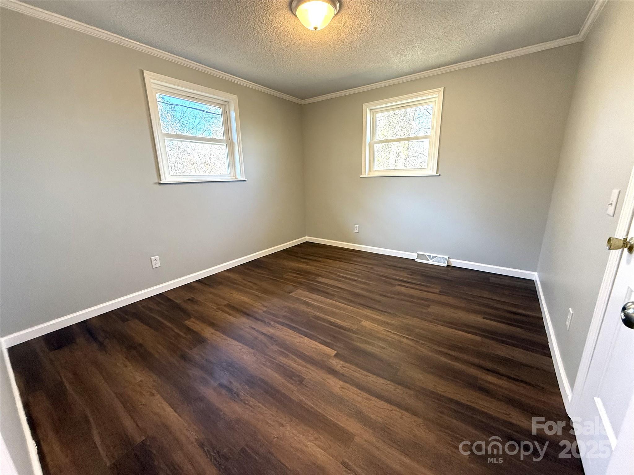 140 Power Street Property Photo 18