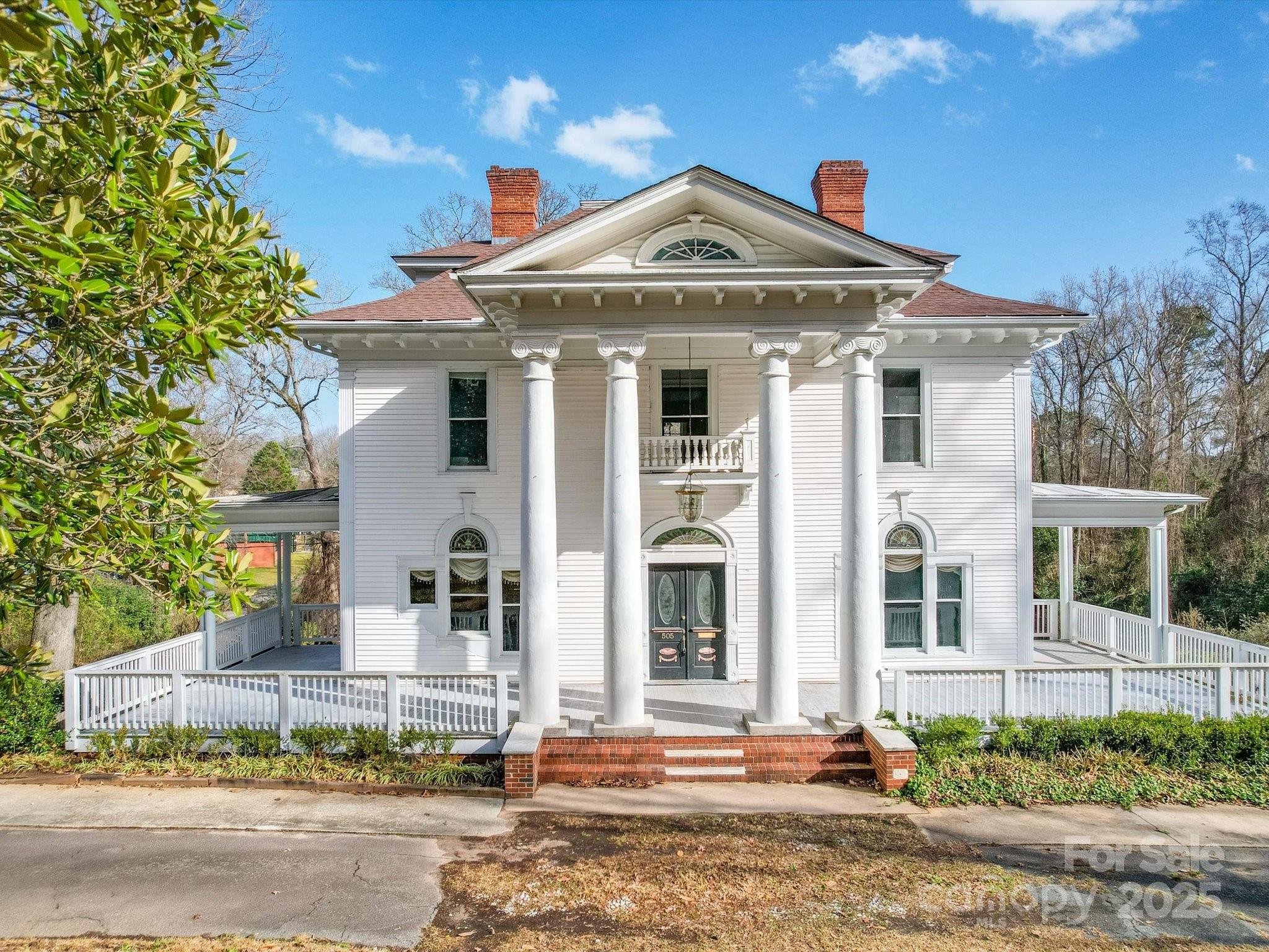 505 Camden Road Property Photo