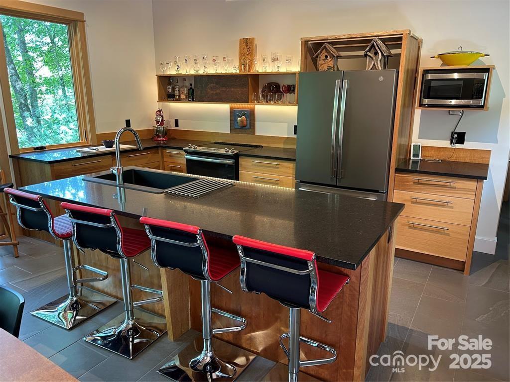 448 Mt. Mitchell Drive Property Photo 14